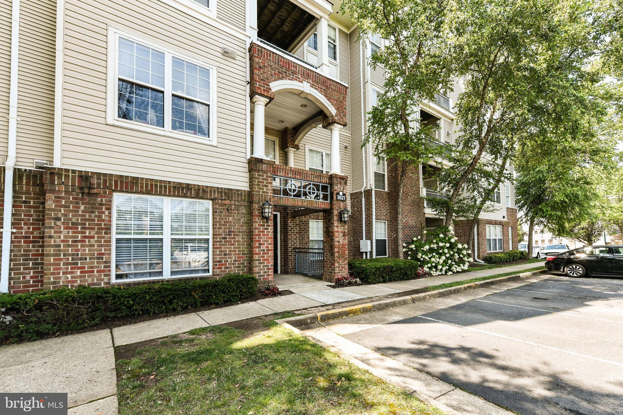 JEFFERSON PARK - Residential Lease