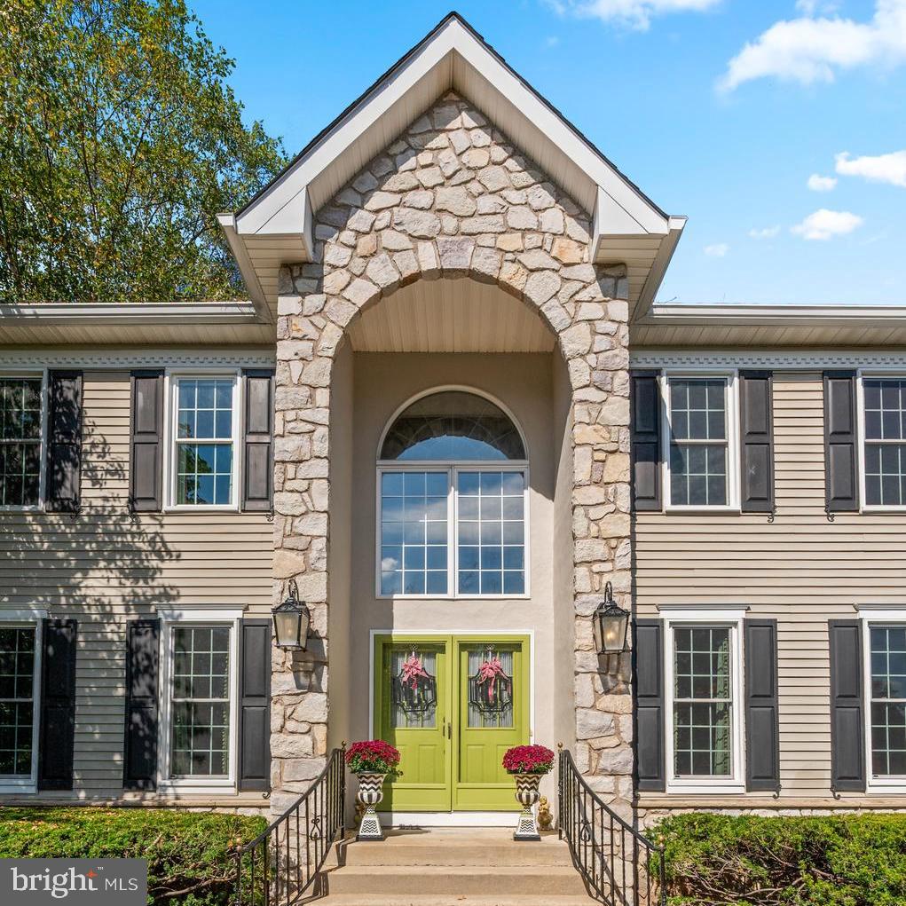 272 MALLARD DRIVE E