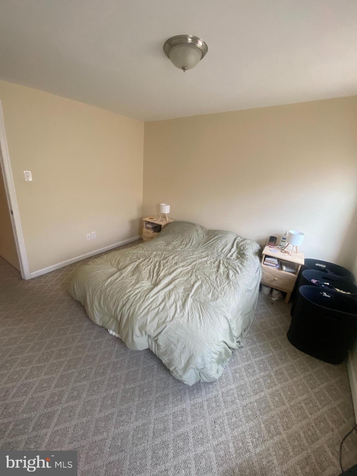 LOWER MOYAMENSING - Residential Lease