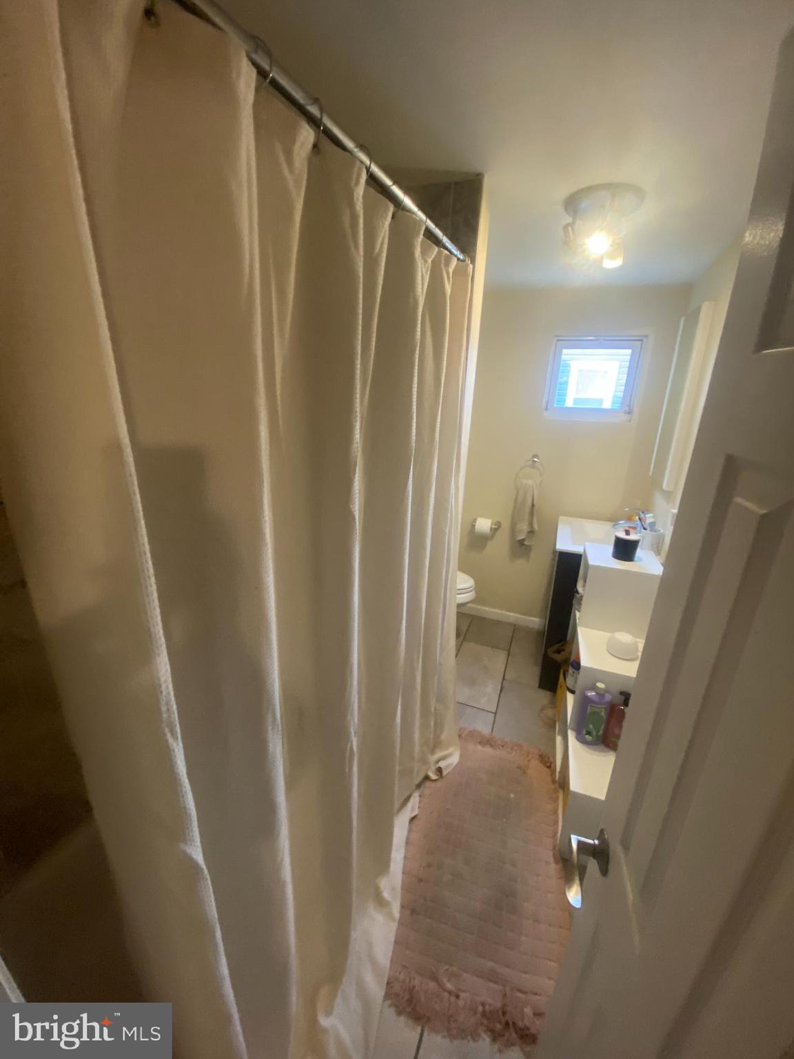 LOWER MOYAMENSING - Residential Lease