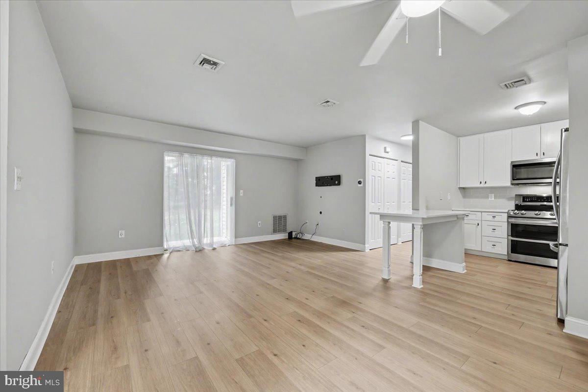 903 HORSESHOE DRIVE