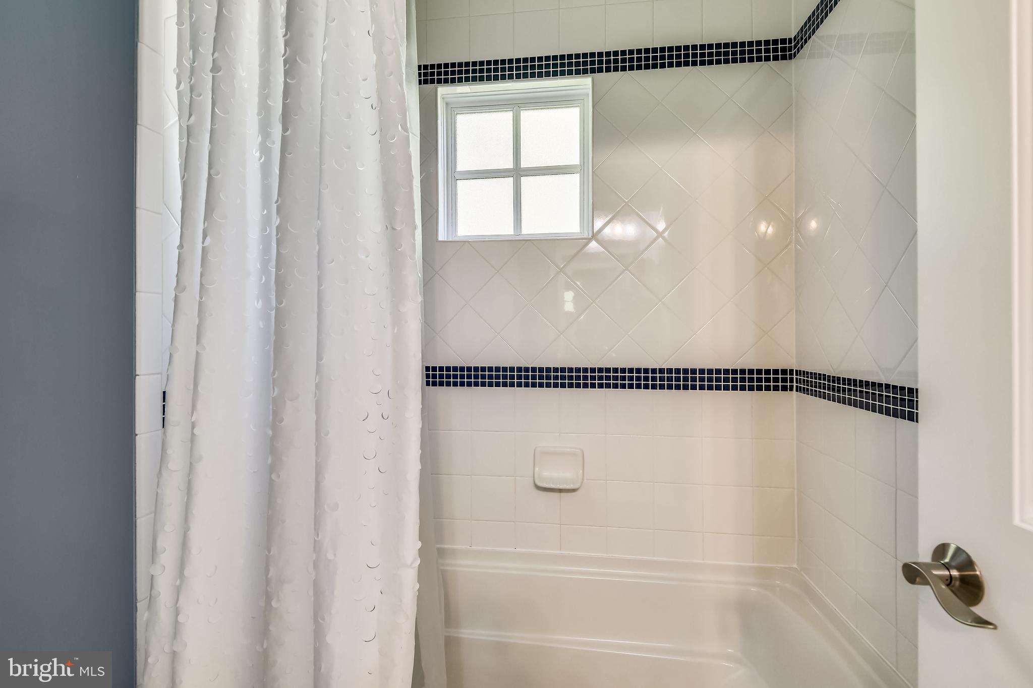 HANSBOROUGH - Residential