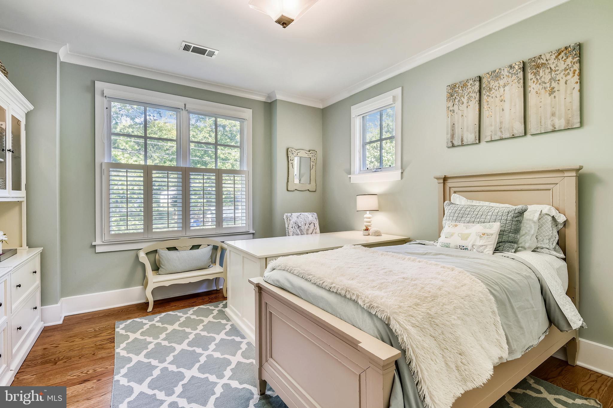 HANSBOROUGH - Residential