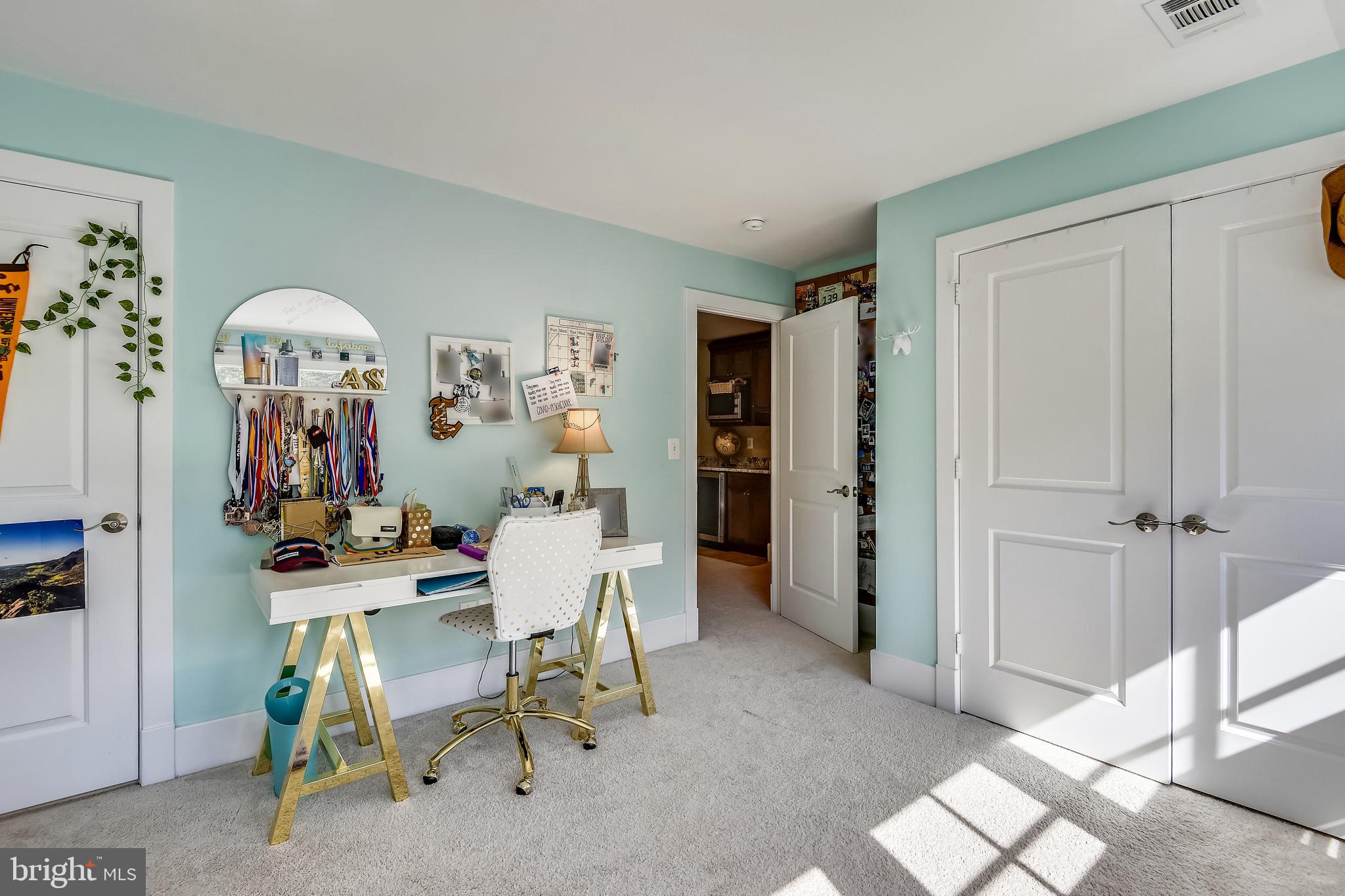 HANSBOROUGH - Residential