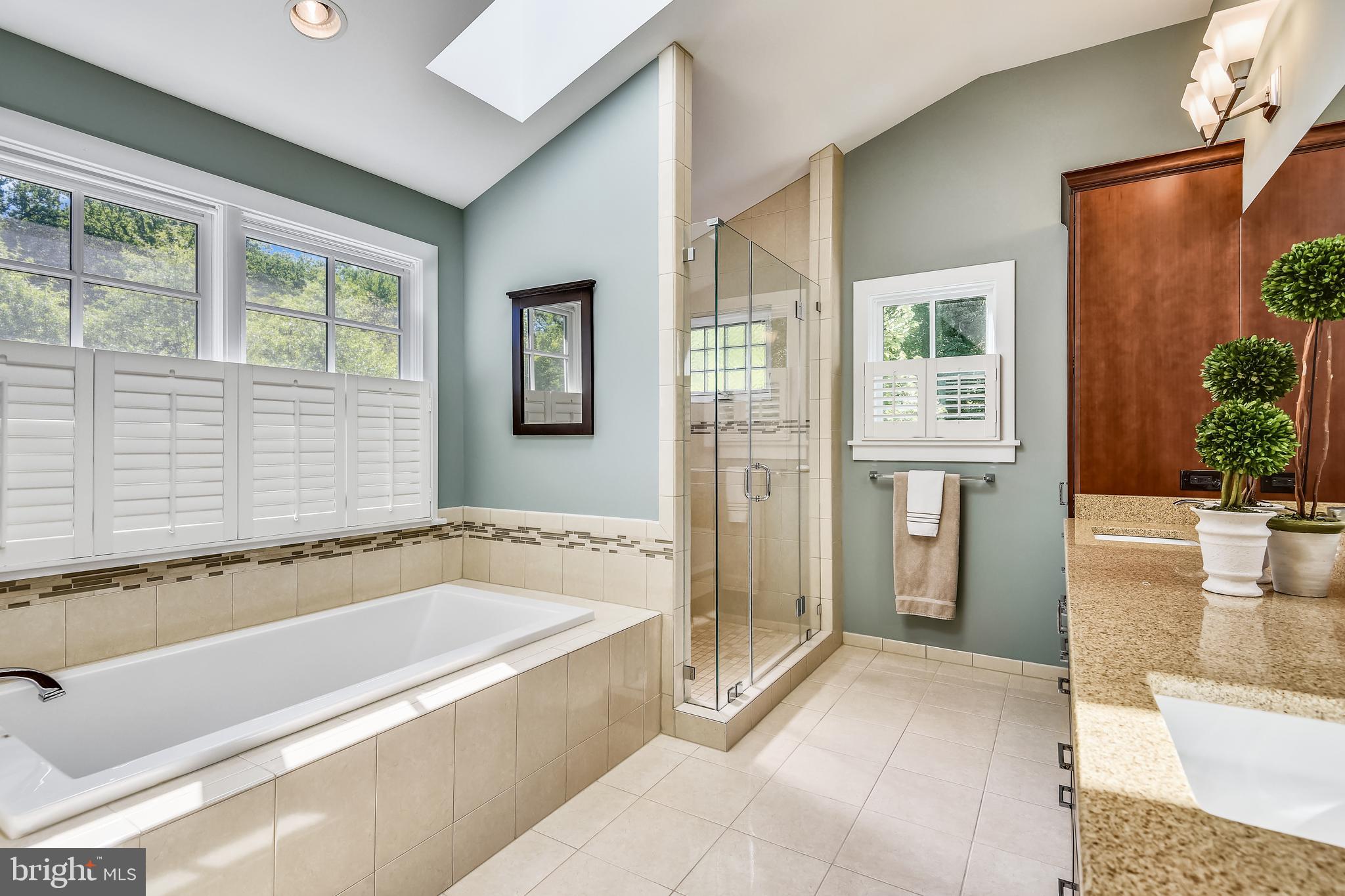 HANSBOROUGH - Residential