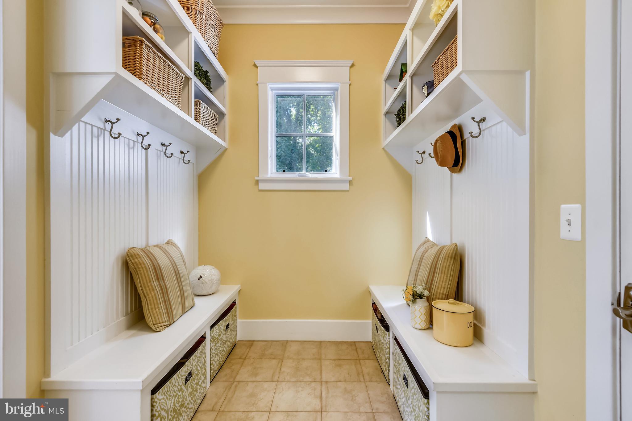 HANSBOROUGH - Residential