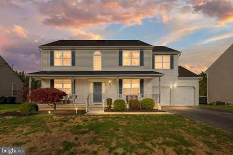 427 E RADISON RUN CLAYTON DE 19938