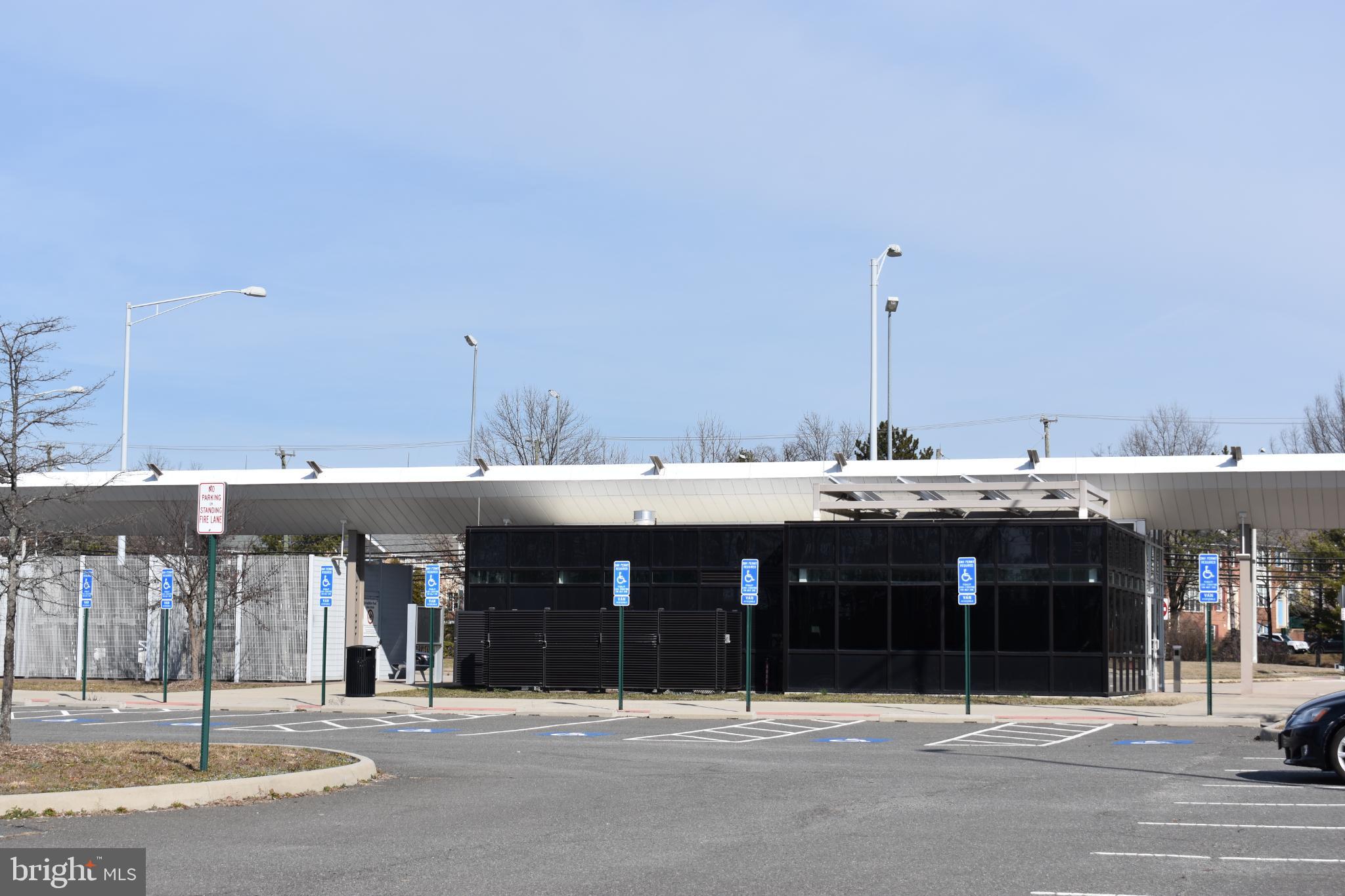 STONECROFT CONDO - Residential