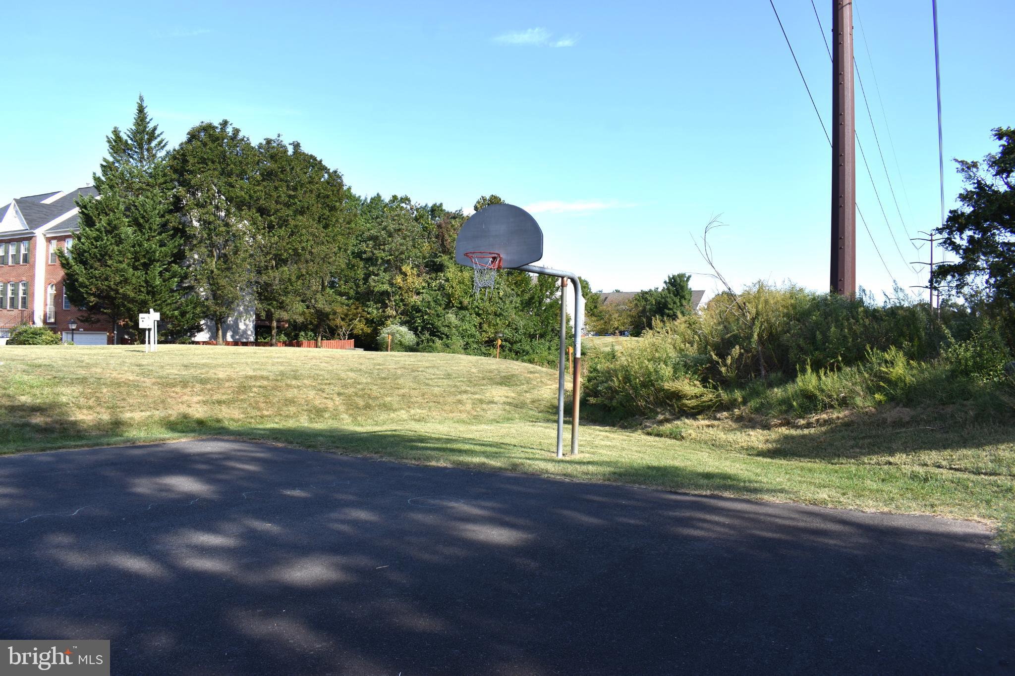 STONECROFT CONDO - Residential