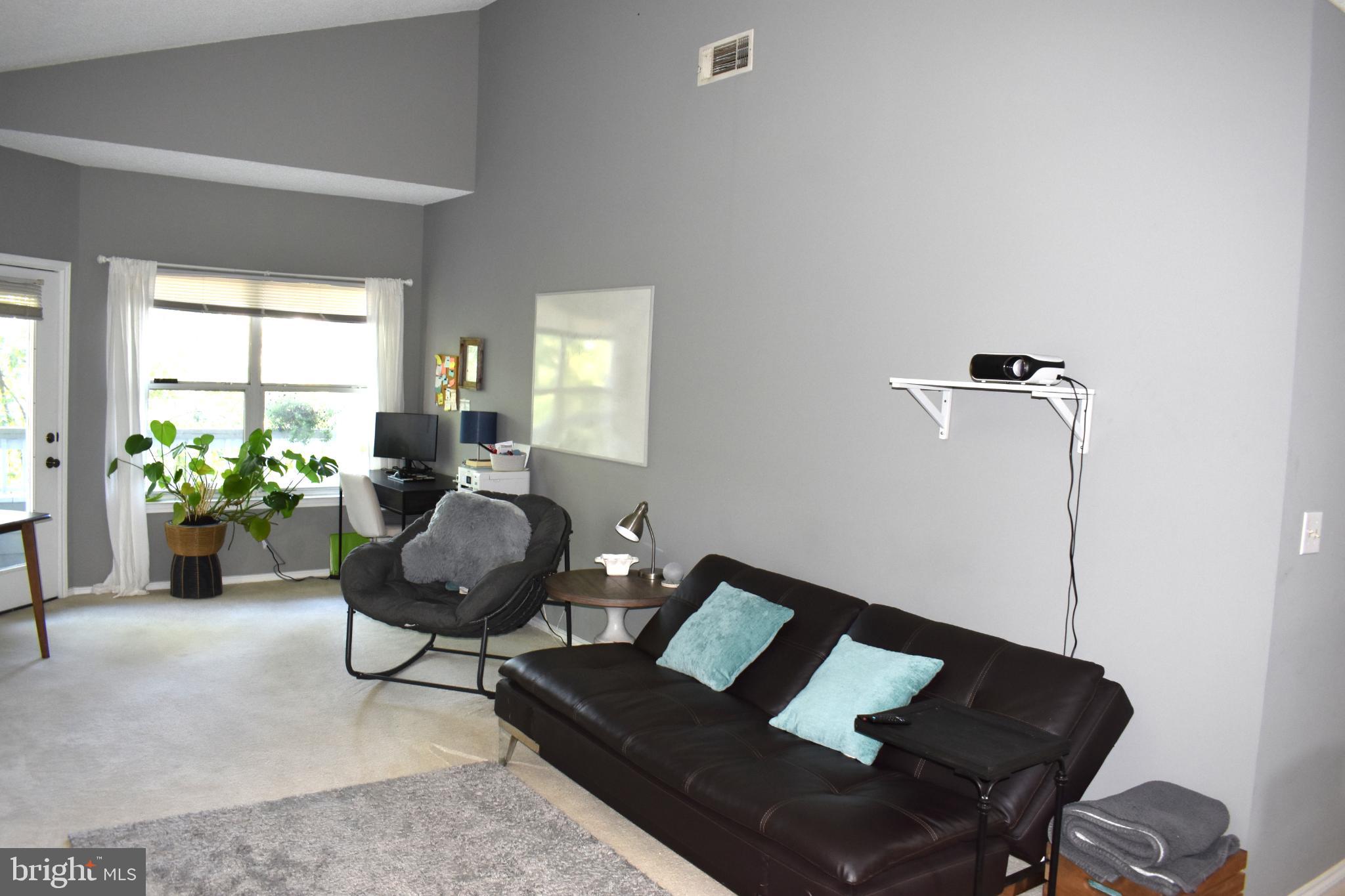 STONECROFT CONDO - Residential