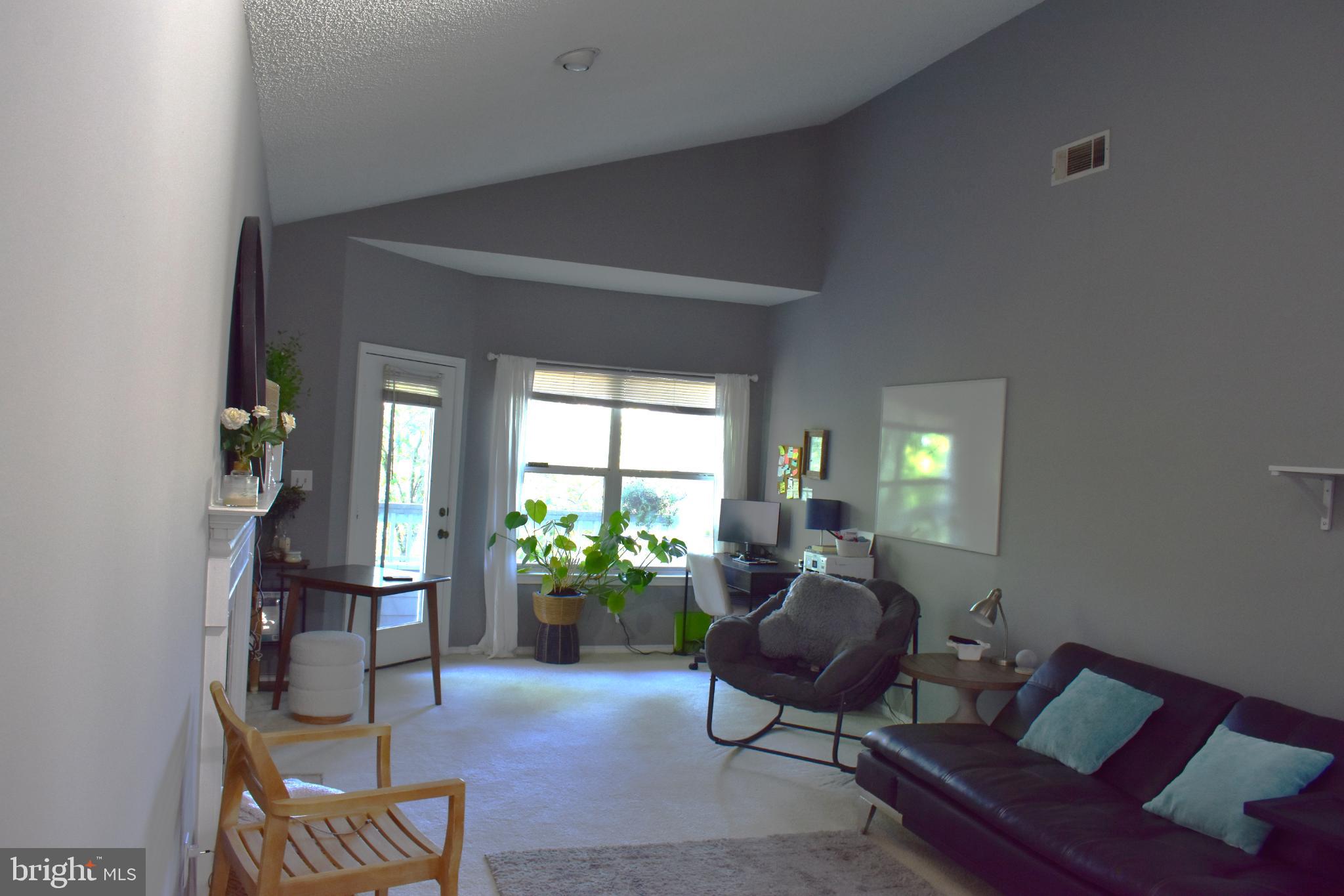 STONECROFT CONDO - Residential