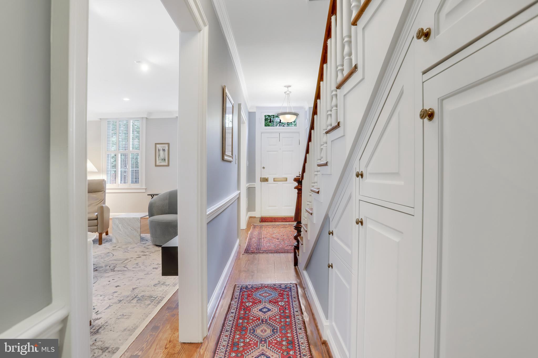 OLD TOWN ALEXANDRIA - Residential