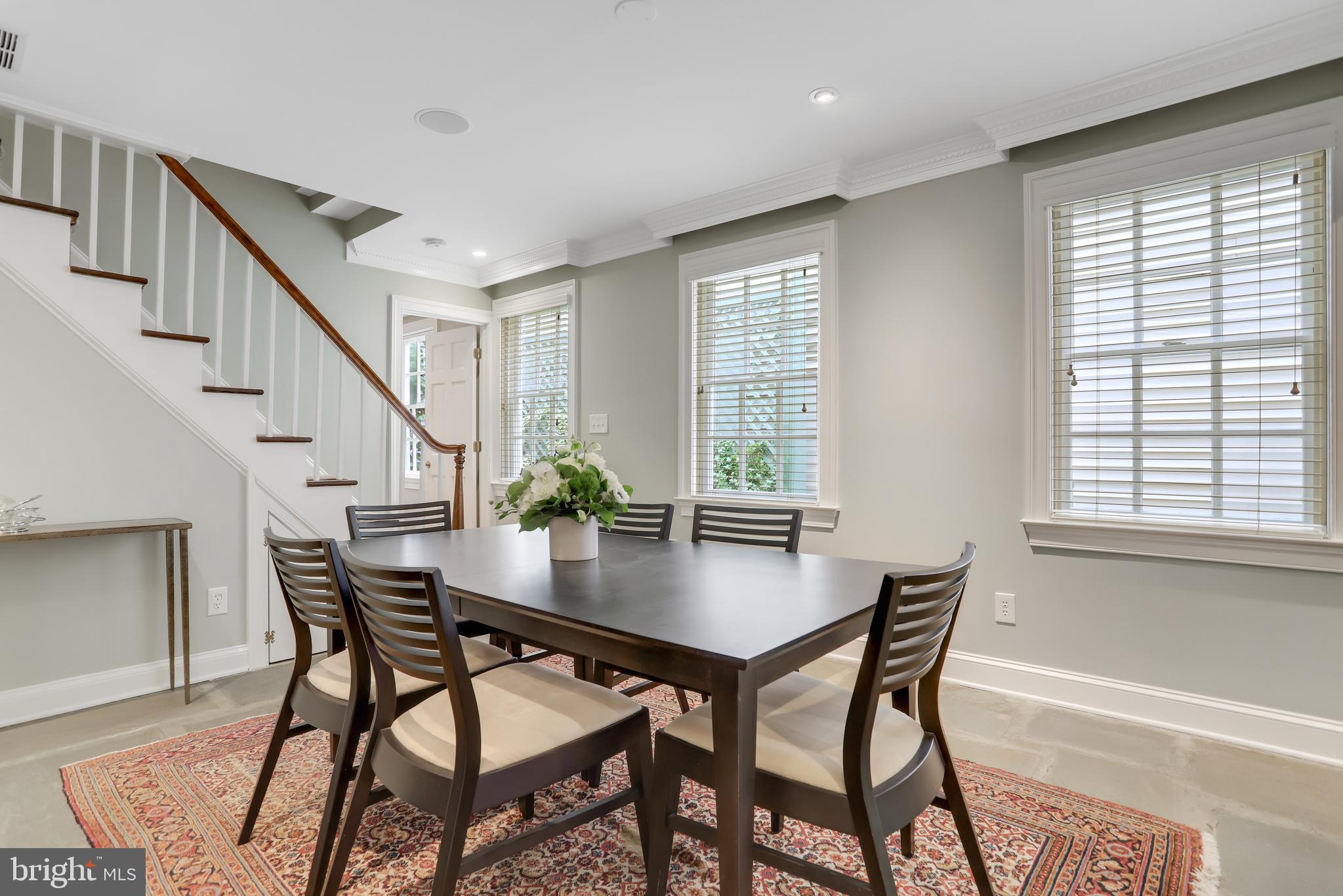 OLD TOWN ALEXANDRIA - Residential