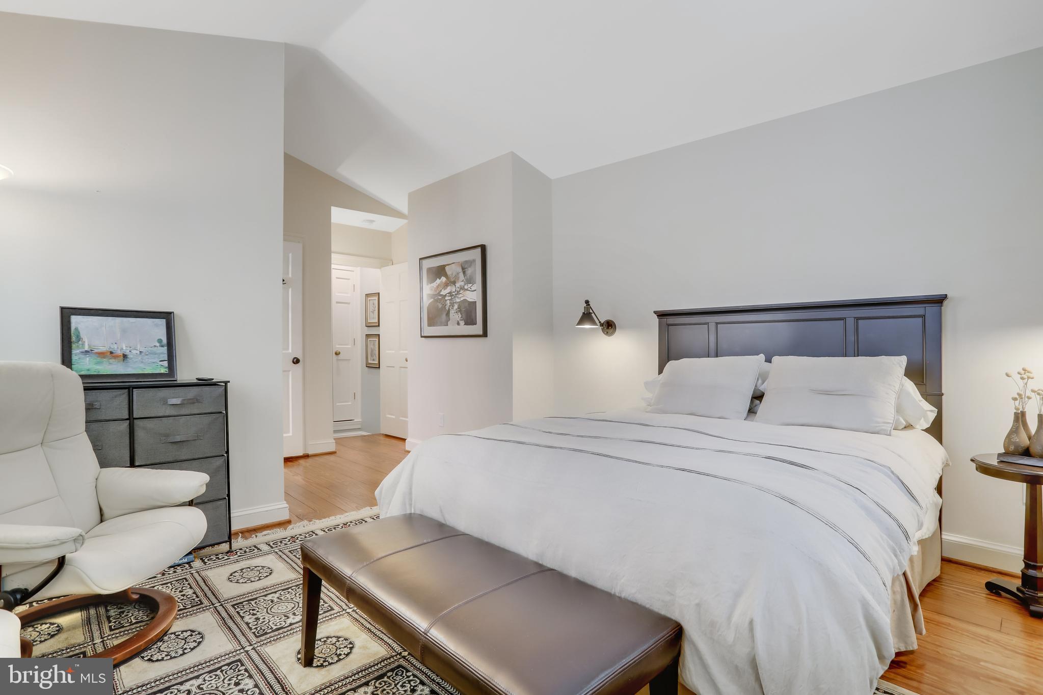 OLD TOWN ALEXANDRIA - Residential