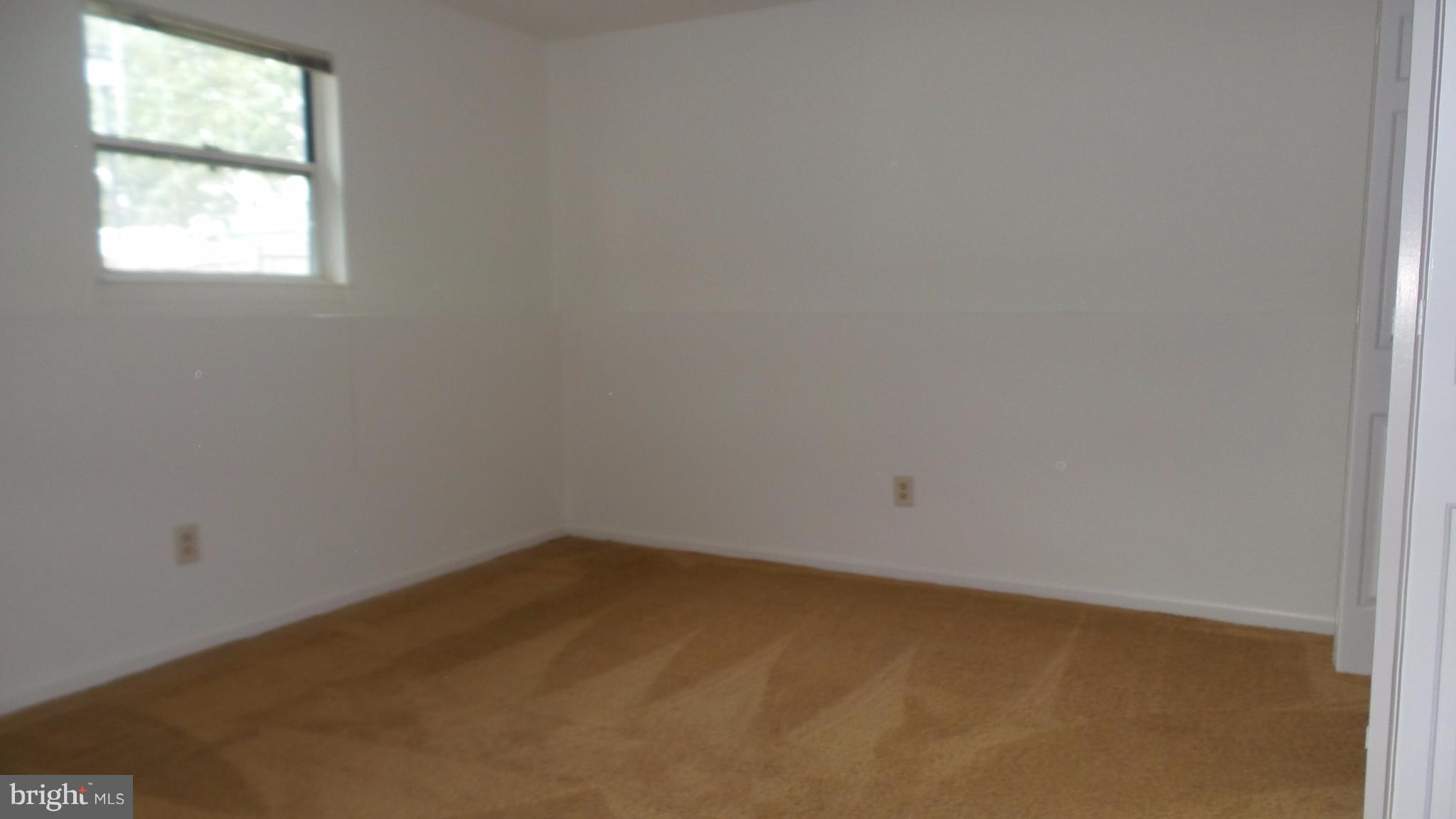 HOLLYWOOD ON THE HILL - Residential