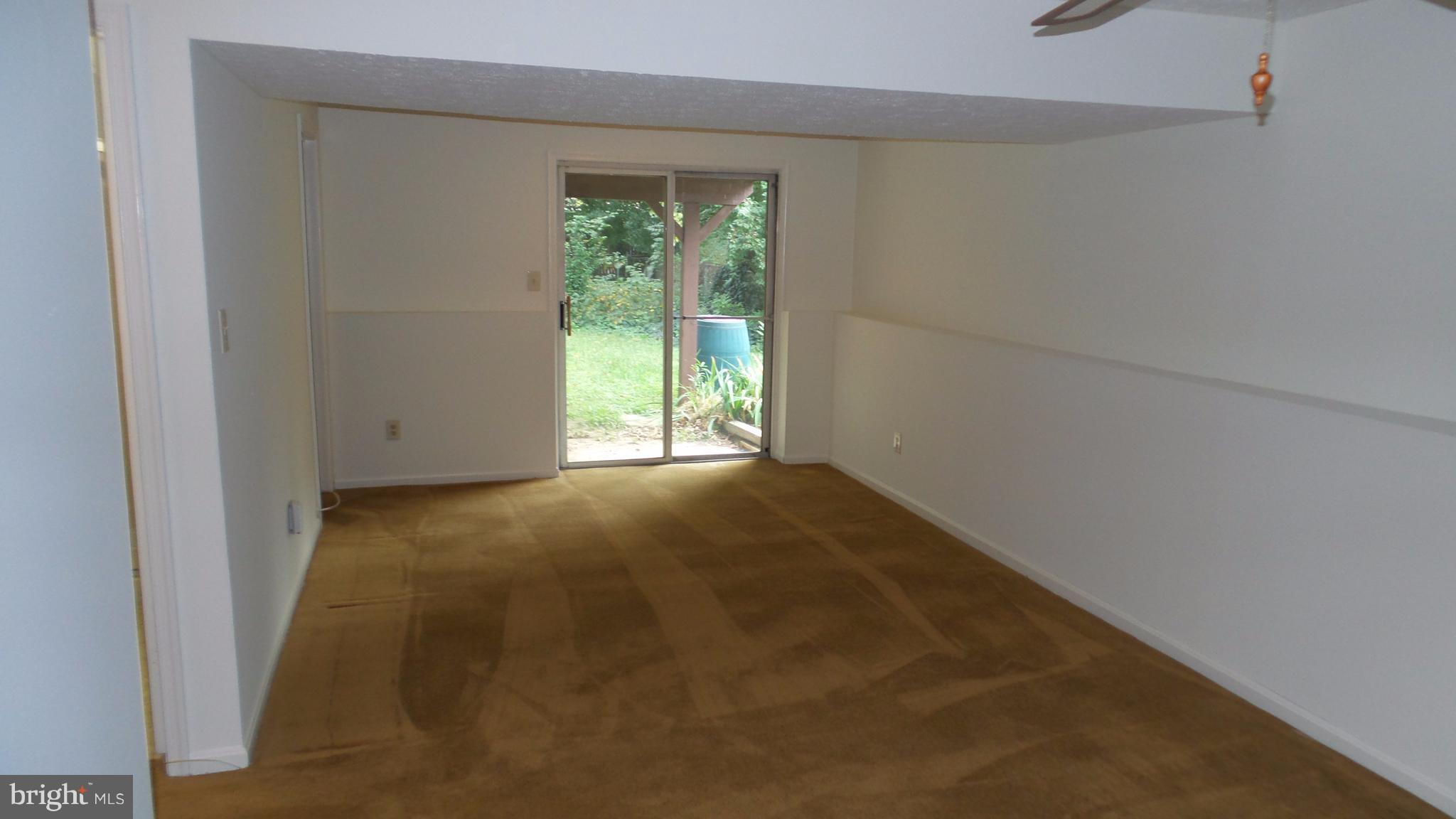 HOLLYWOOD ON THE HILL - Residential