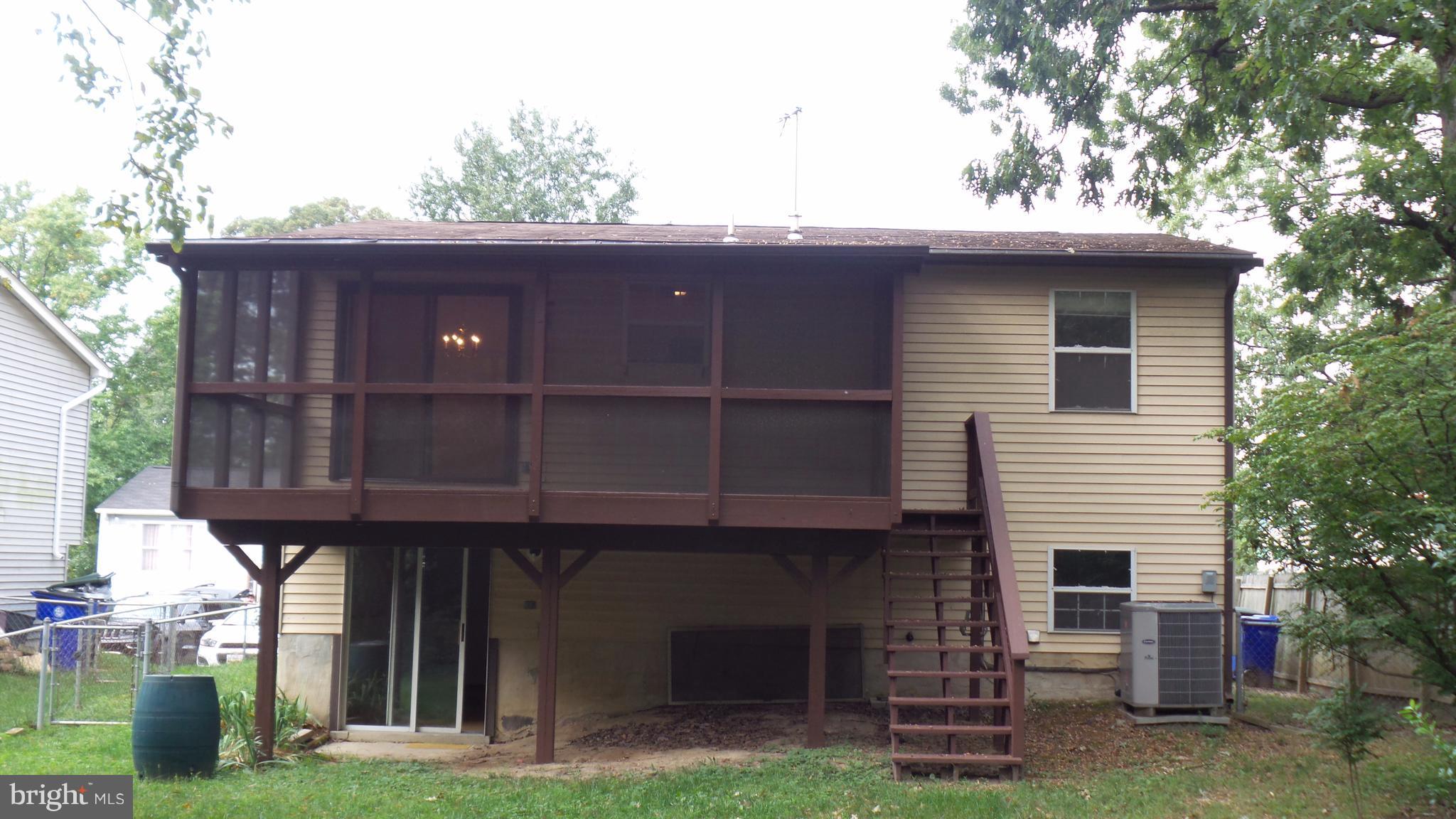 HOLLYWOOD ON THE HILL - Residential