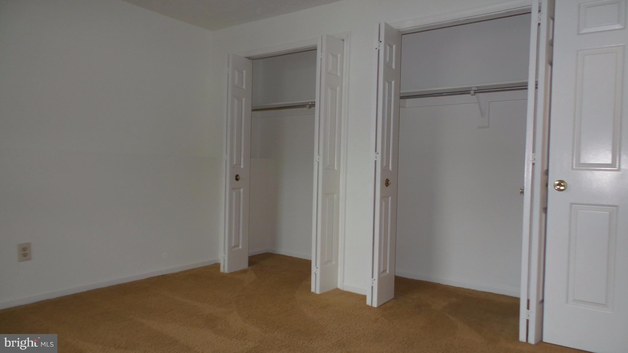 HOLLYWOOD ON THE HILL - Residential