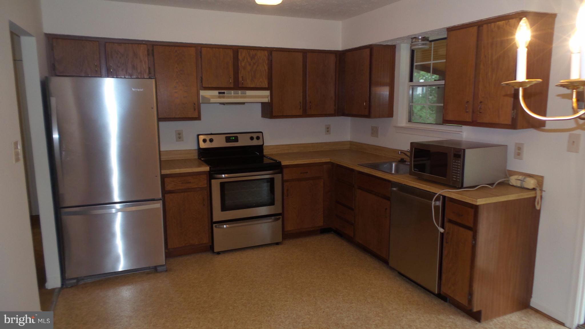 HOLLYWOOD ON THE HILL - Residential