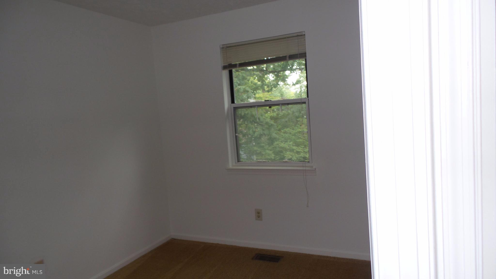 HOLLYWOOD ON THE HILL - Residential