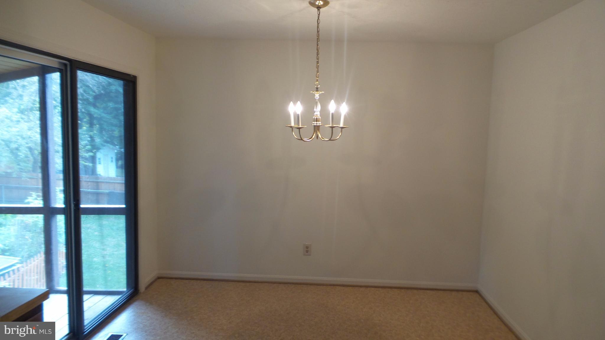 HOLLYWOOD ON THE HILL - Residential