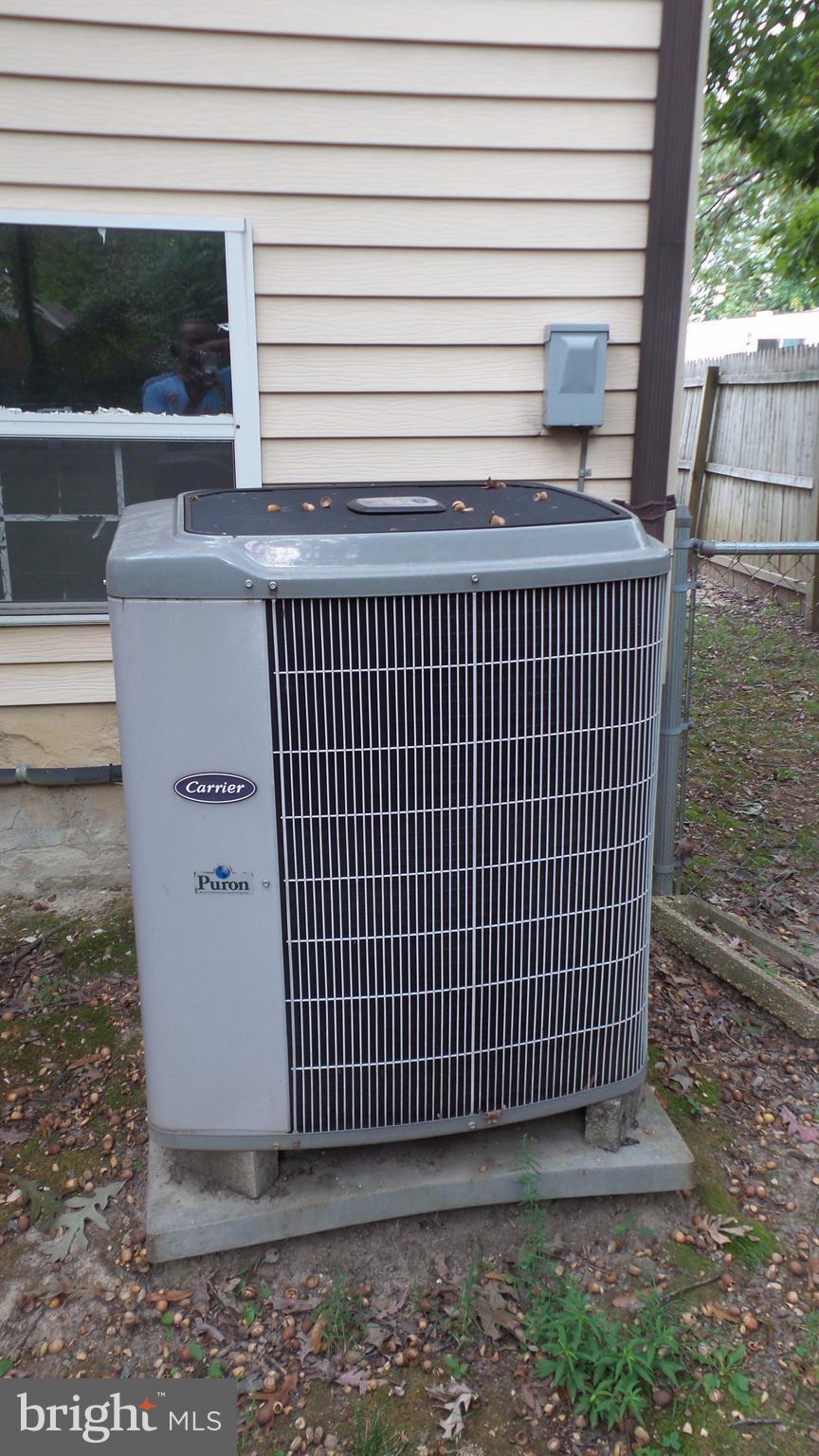 HOLLYWOOD ON THE HILL - Residential