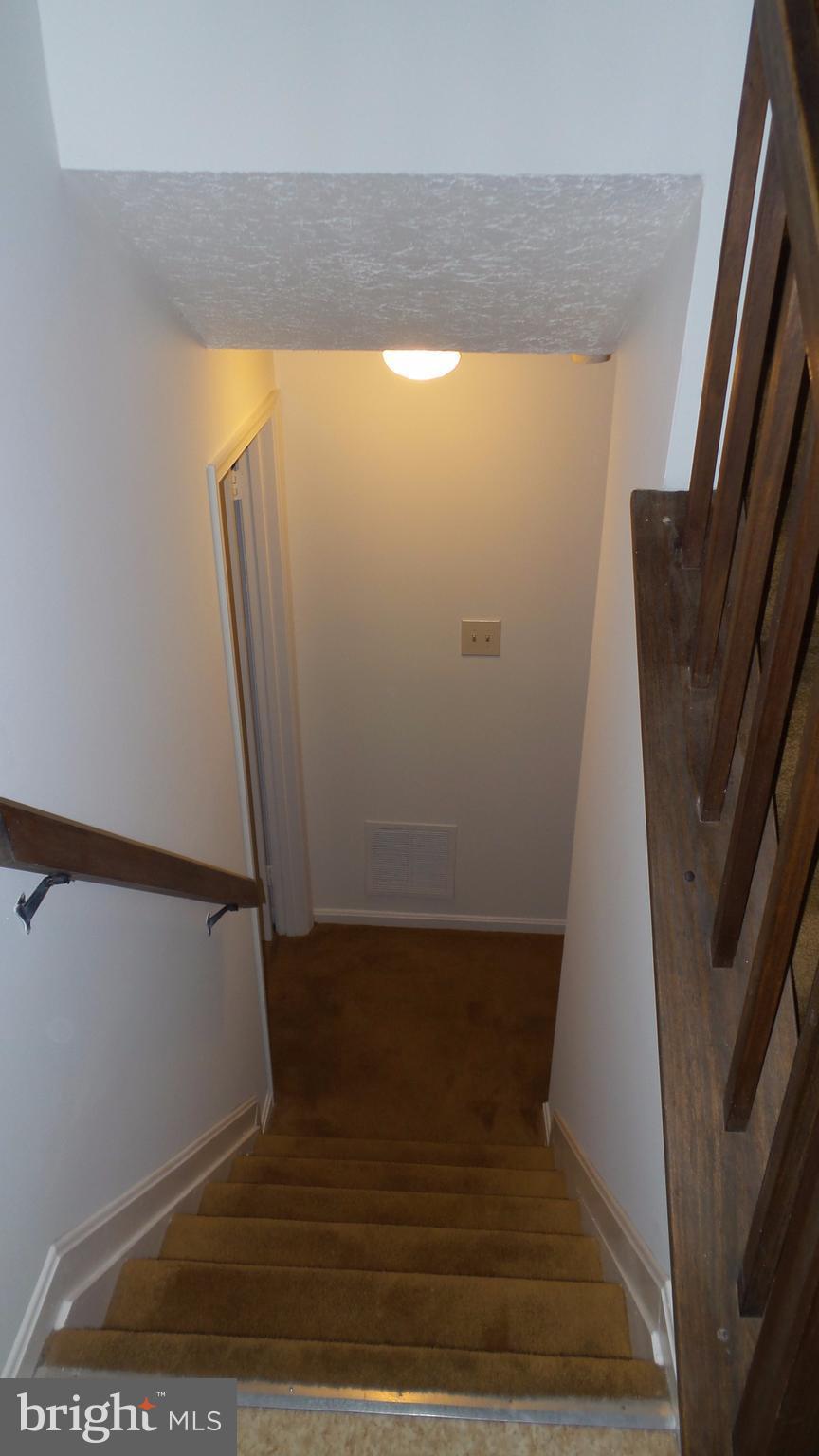 HOLLYWOOD ON THE HILL - Residential