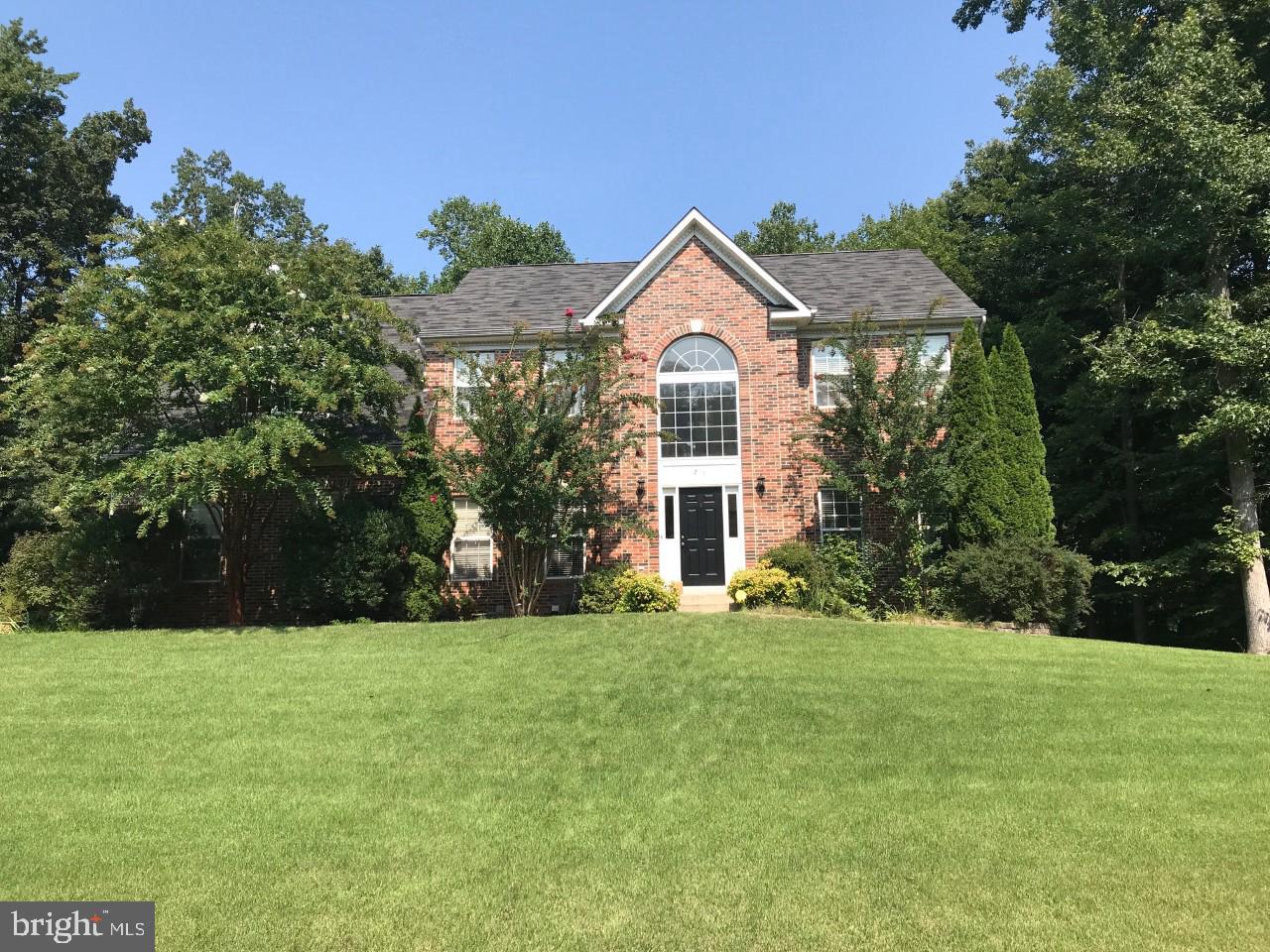 POPLAR HILLS - Residential Lease