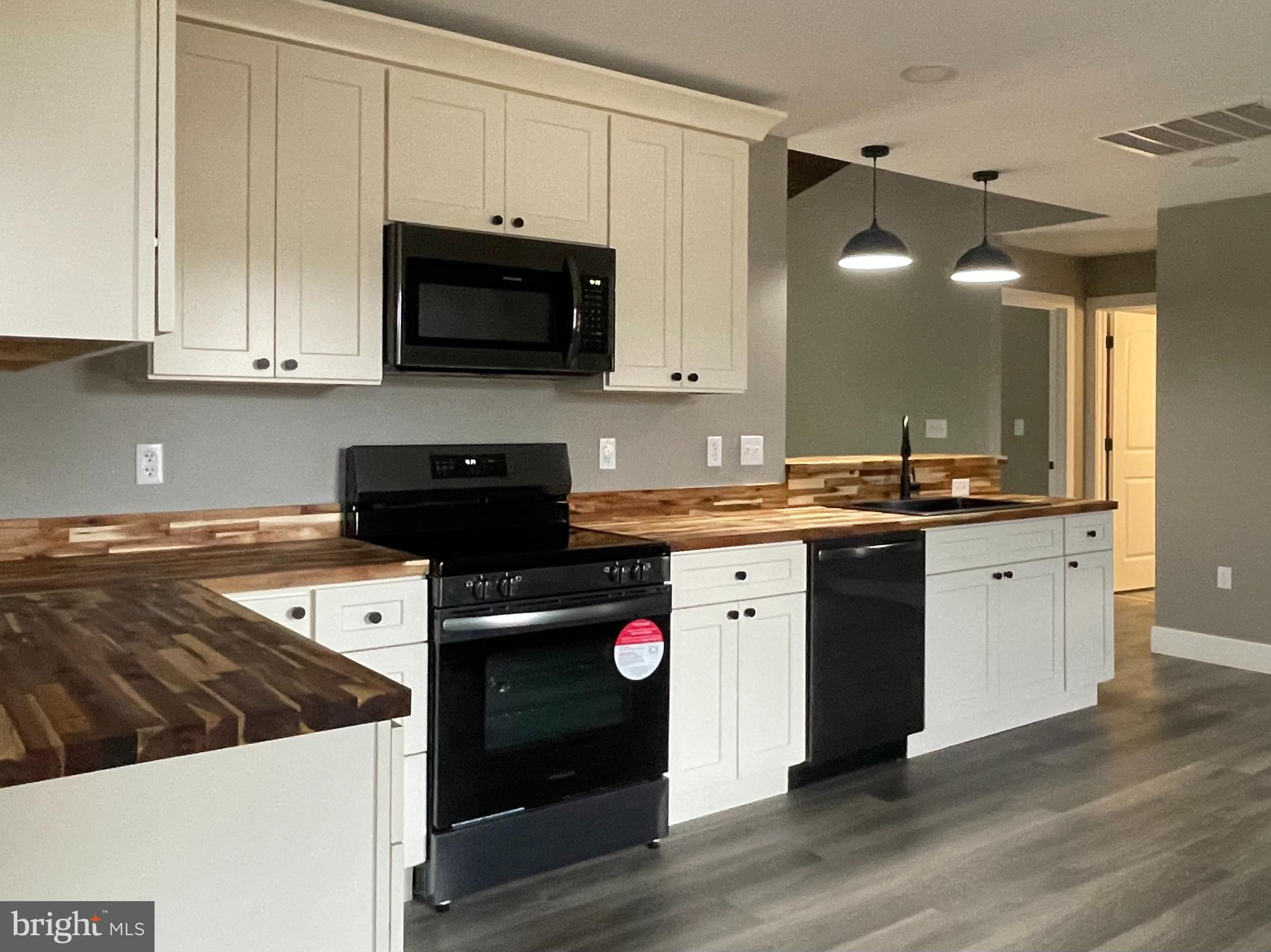 KESSEL ESTATES - Residential