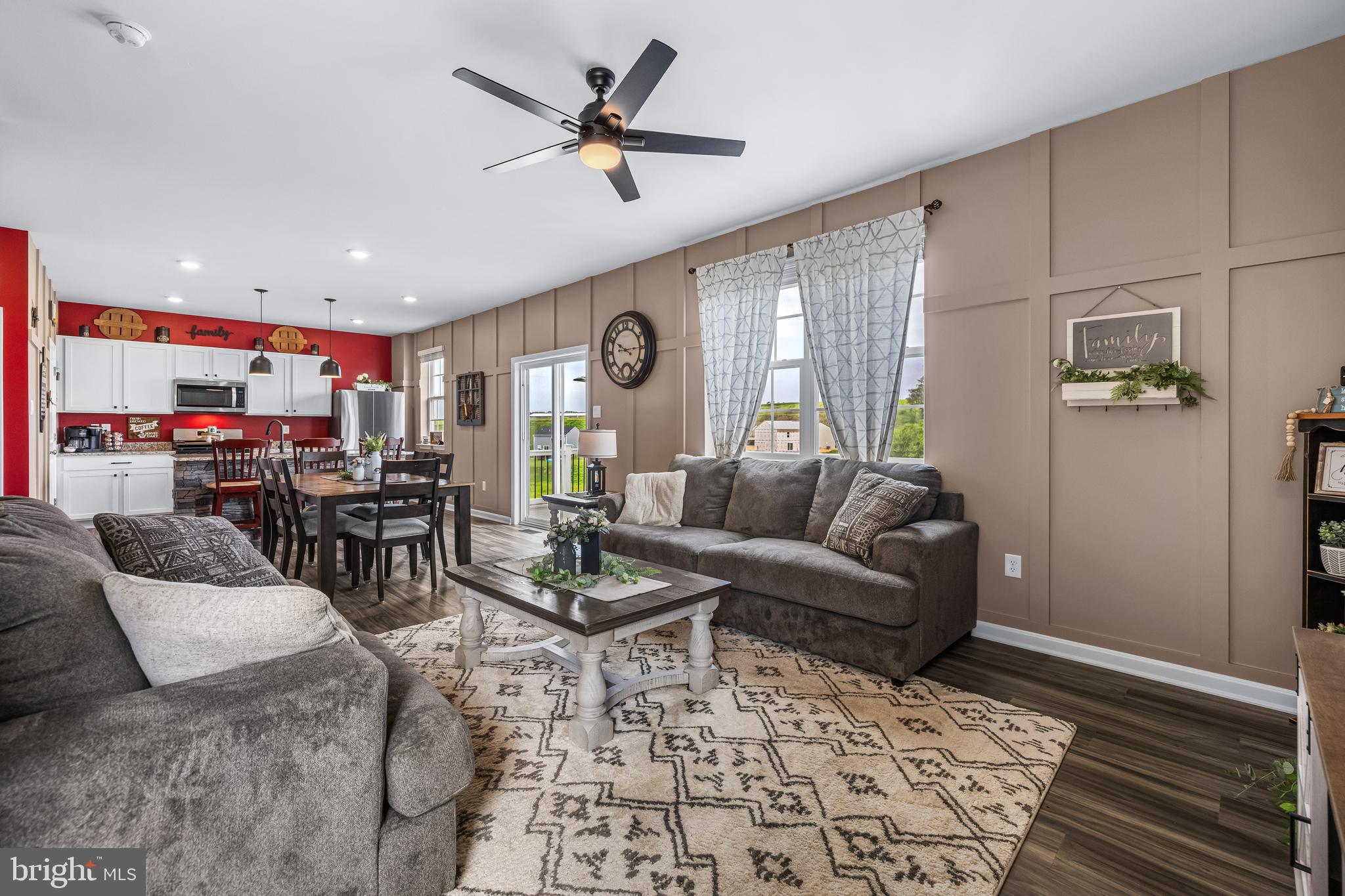 HILLS AT VALLEY VIEW - Residential