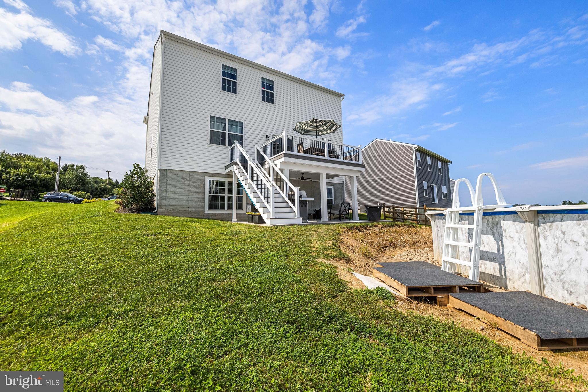 HILLS AT VALLEY VIEW - Residential