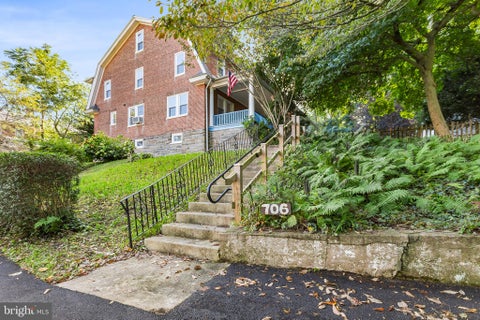 Photo of 706 Hillborn Avenue, SWARTHMORE, PA 19081 (MLS # PADE2124474)