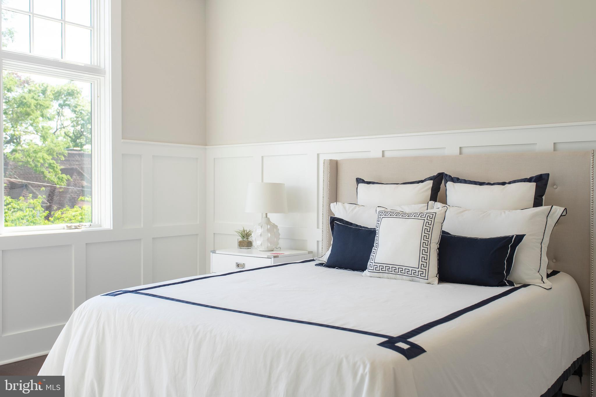 CHESTNUT HILL - Residential