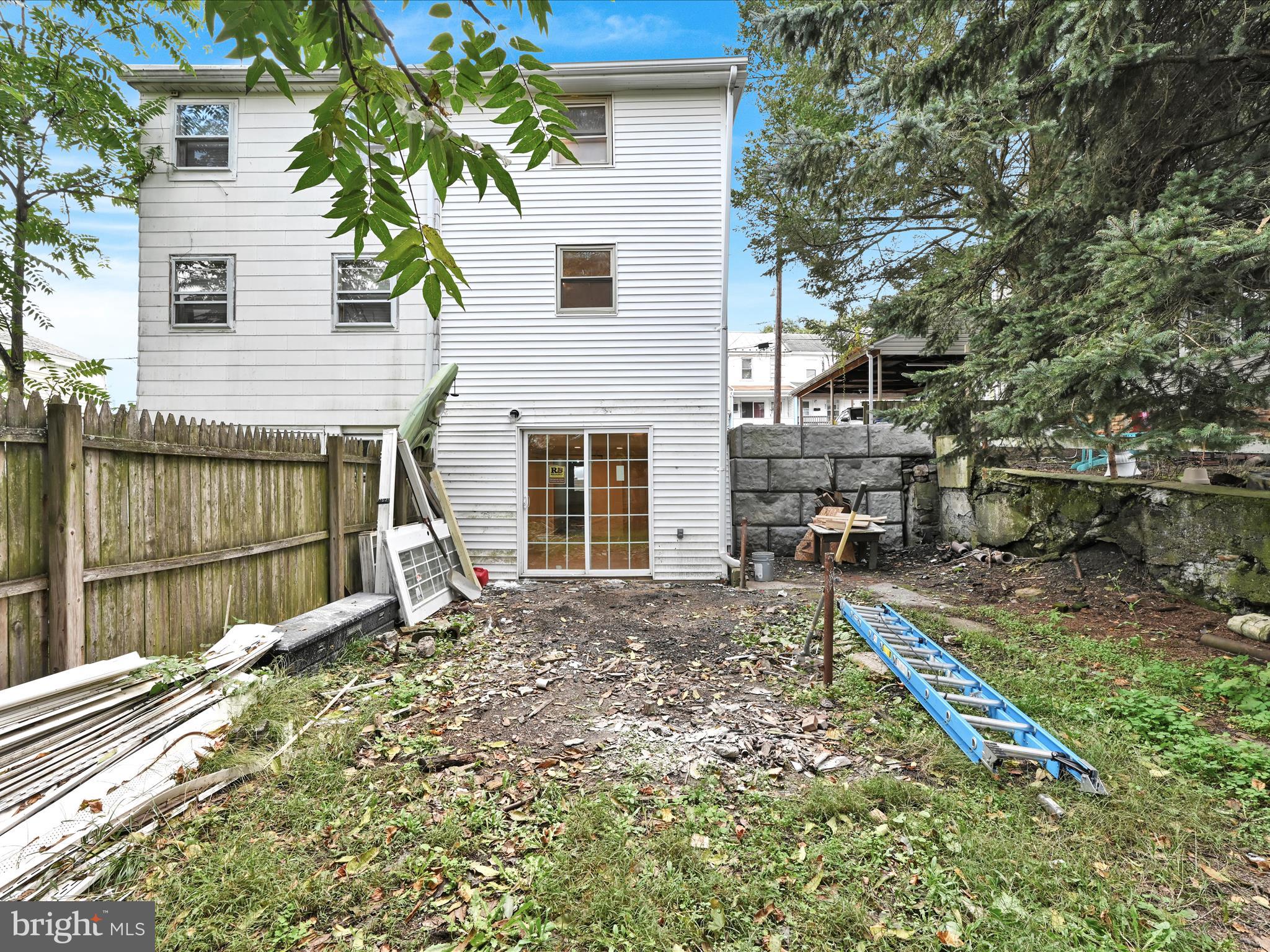 MINERSVILLE - Residential