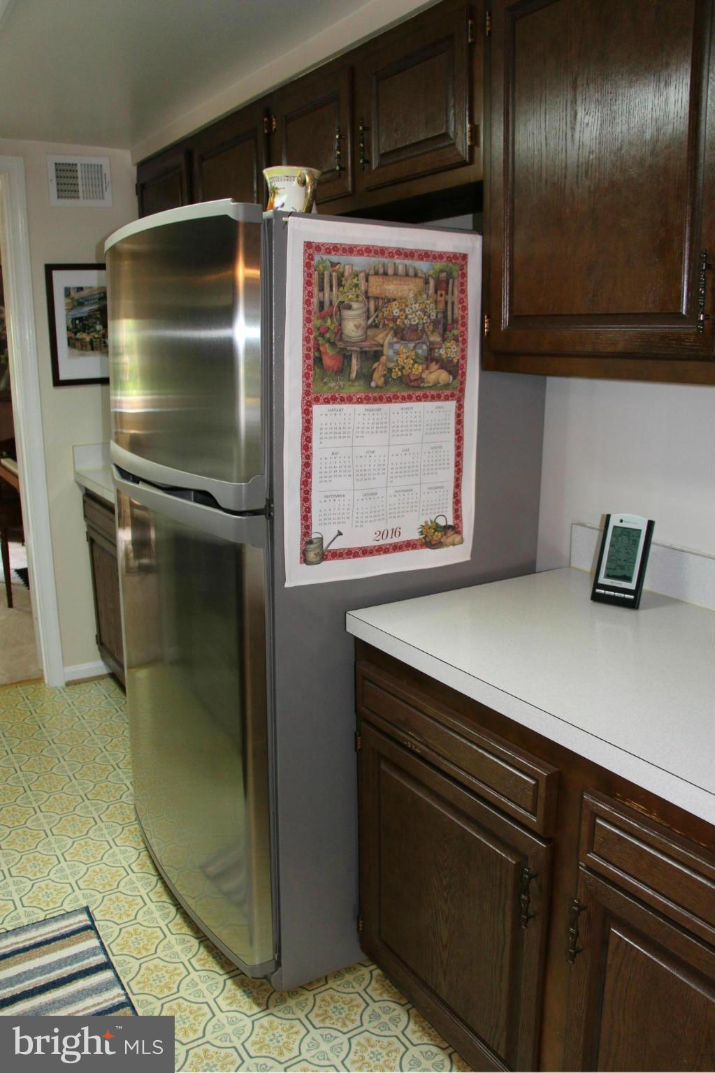 BURKE STATION SQUARE - Residential