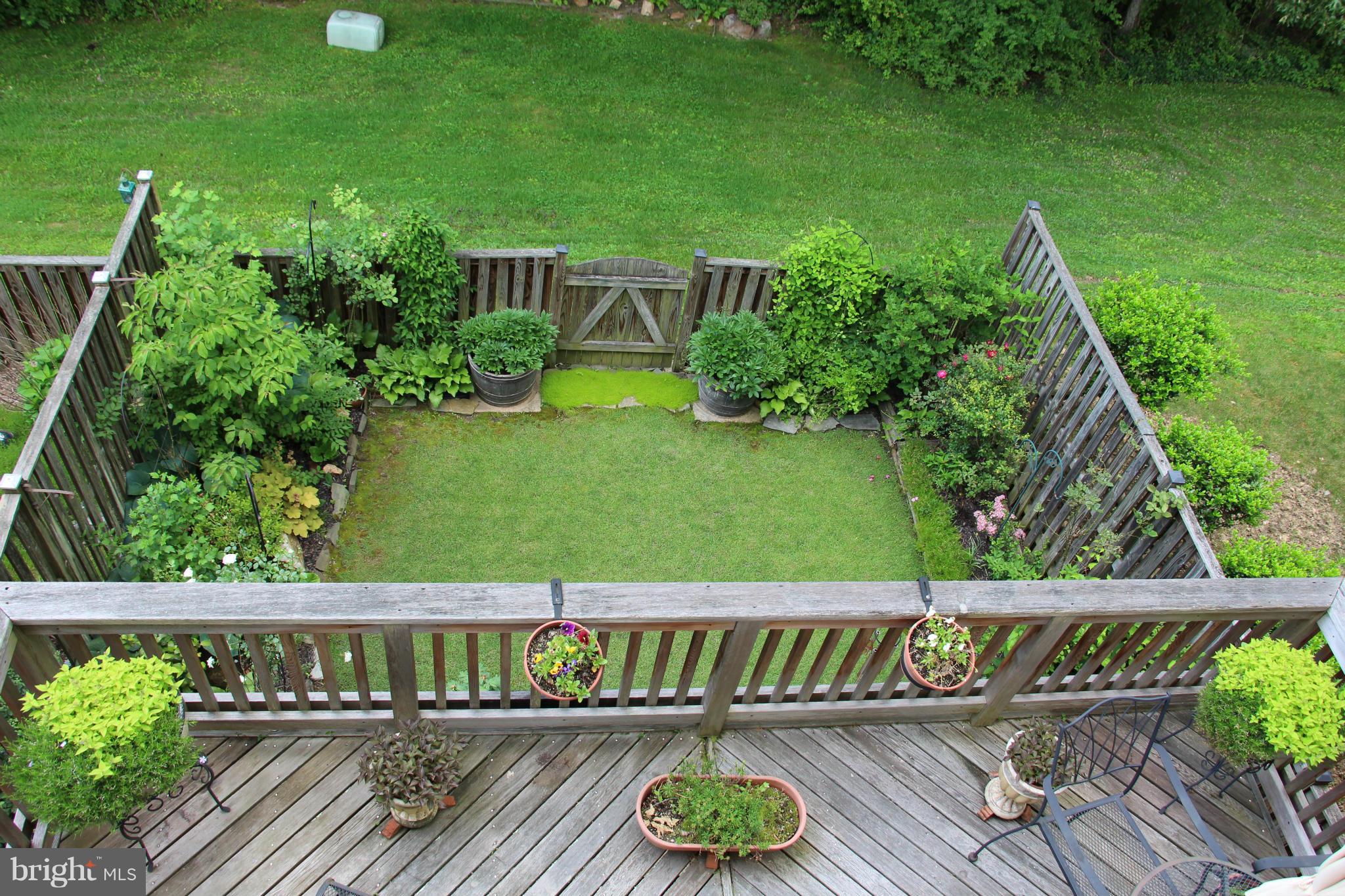 BURKE STATION SQUARE - Residential