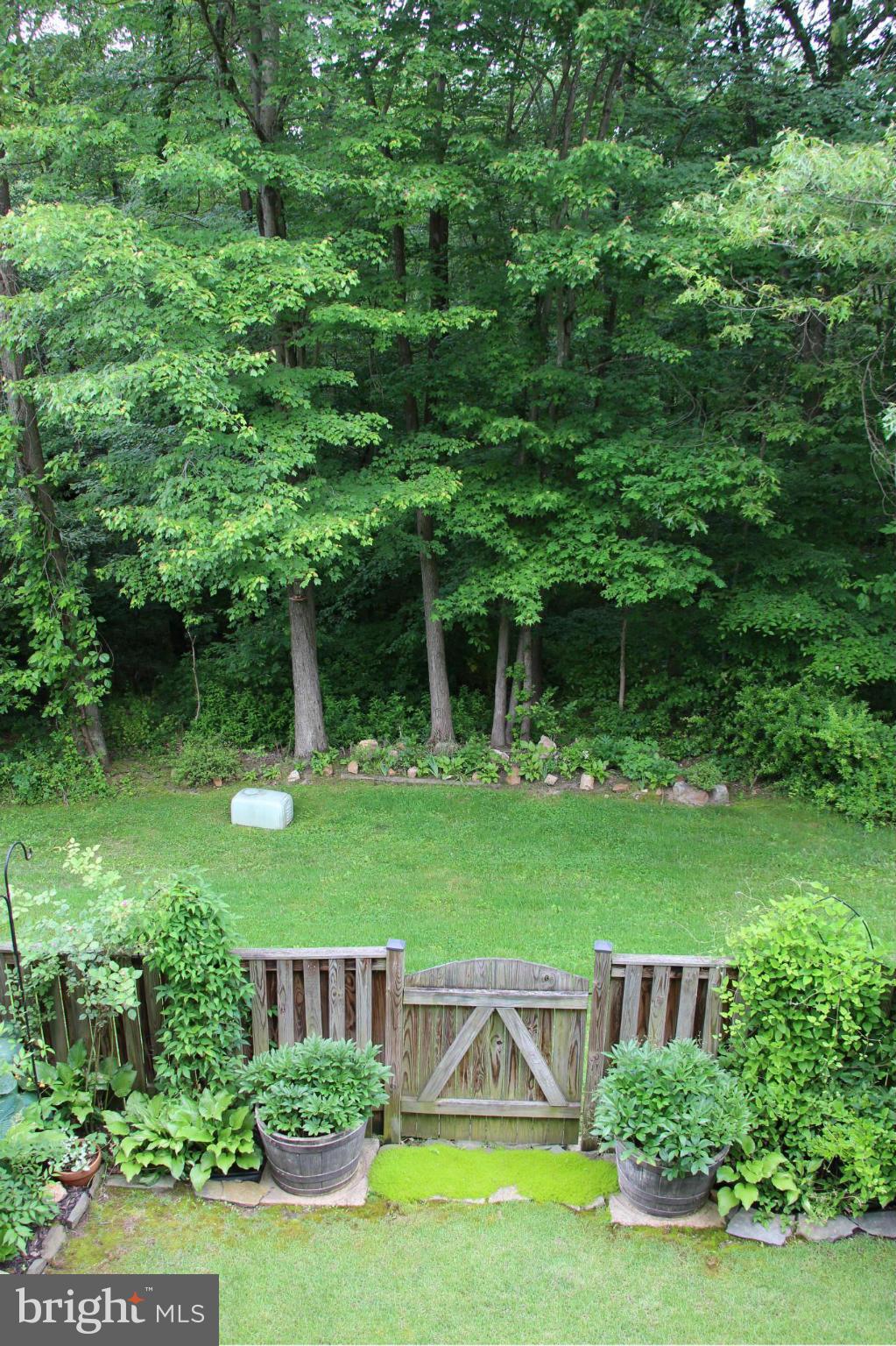 BURKE STATION SQUARE - Residential