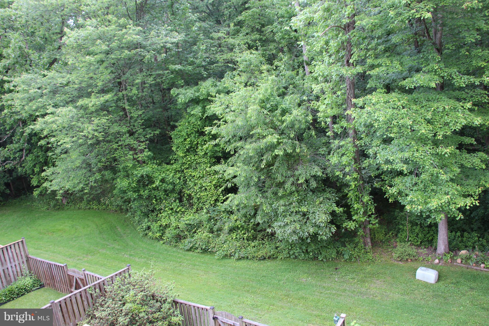 BURKE STATION SQUARE - Residential