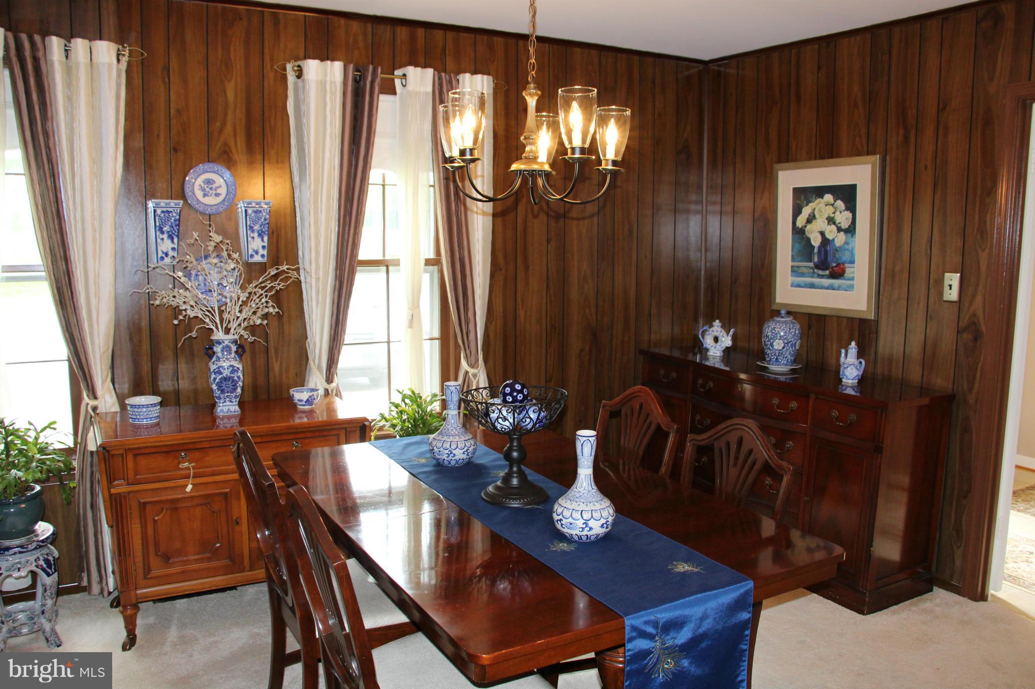 BURKE STATION SQUARE - Residential