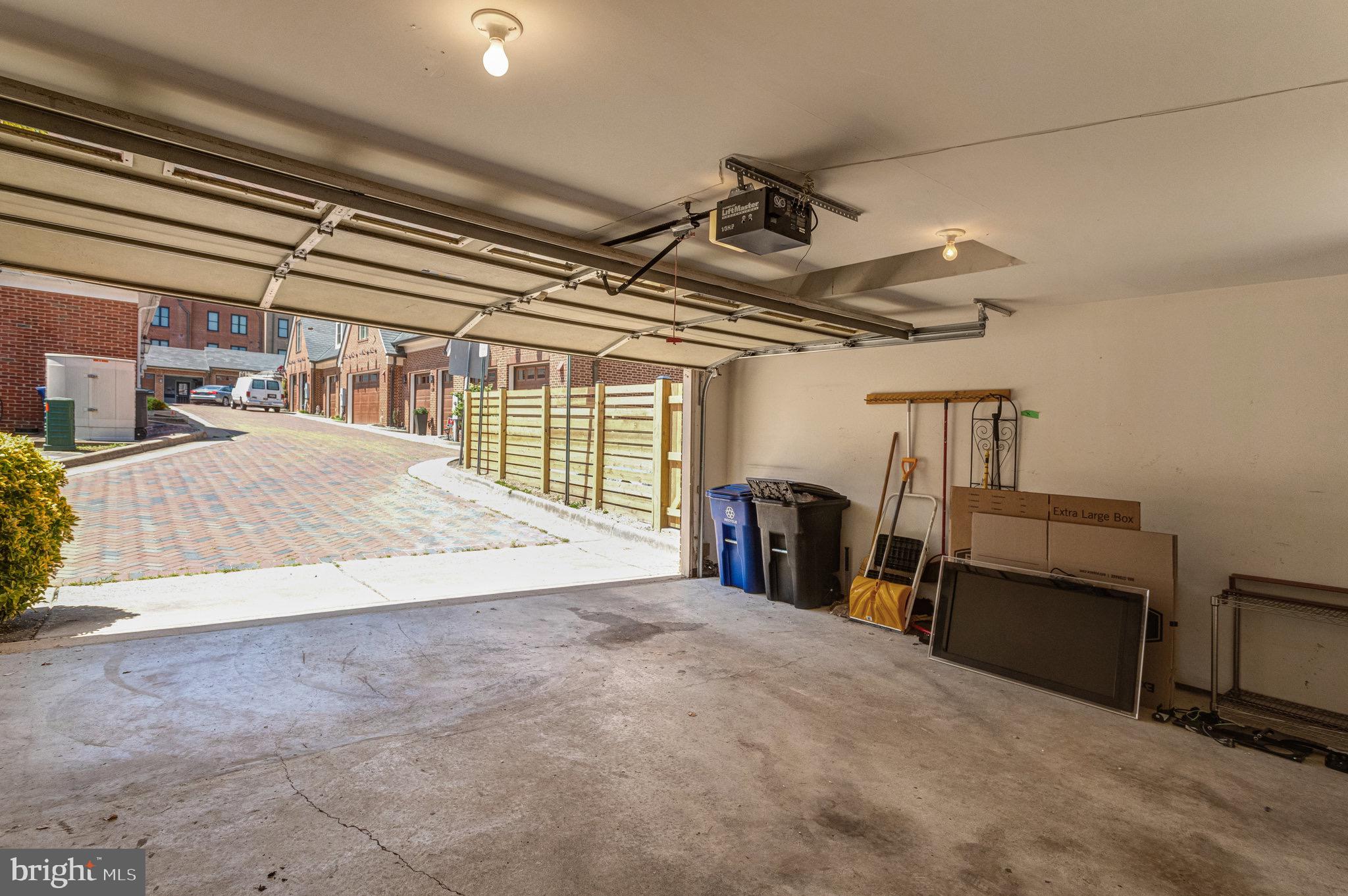 GARRETS MILL - Residential