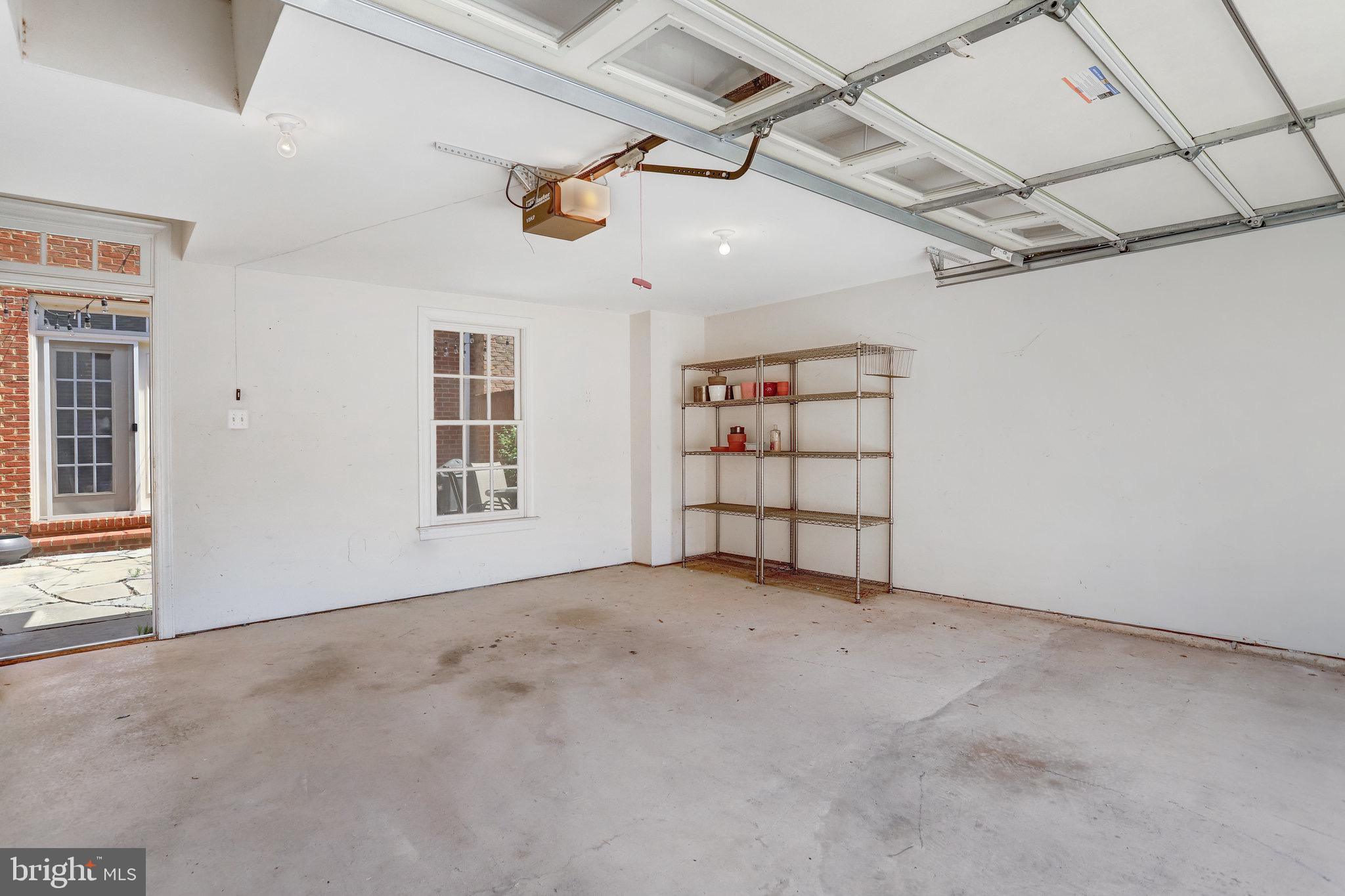 GARRETS MILL - Residential