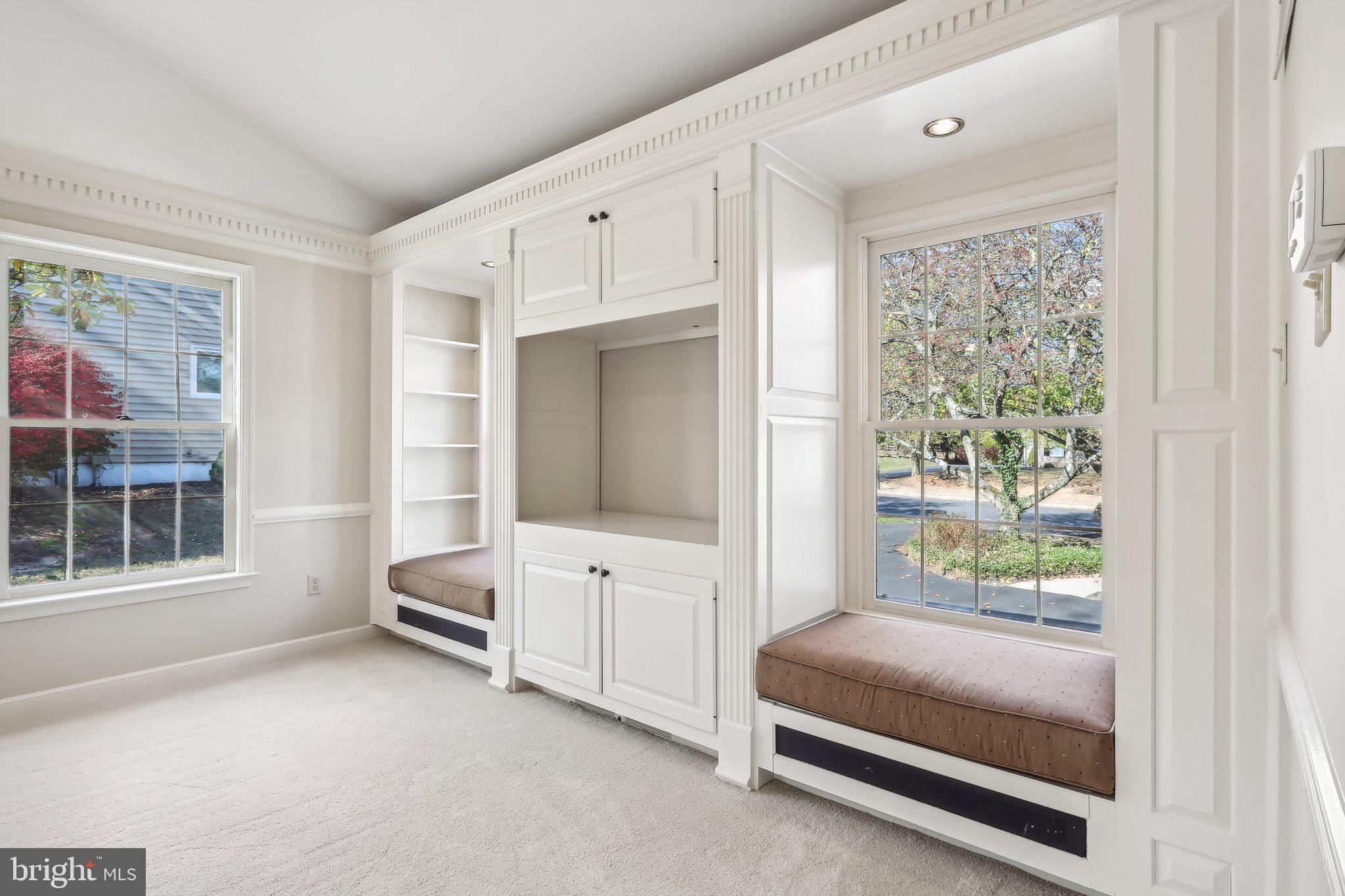 FAIRFIELD AT FARMV - Residential