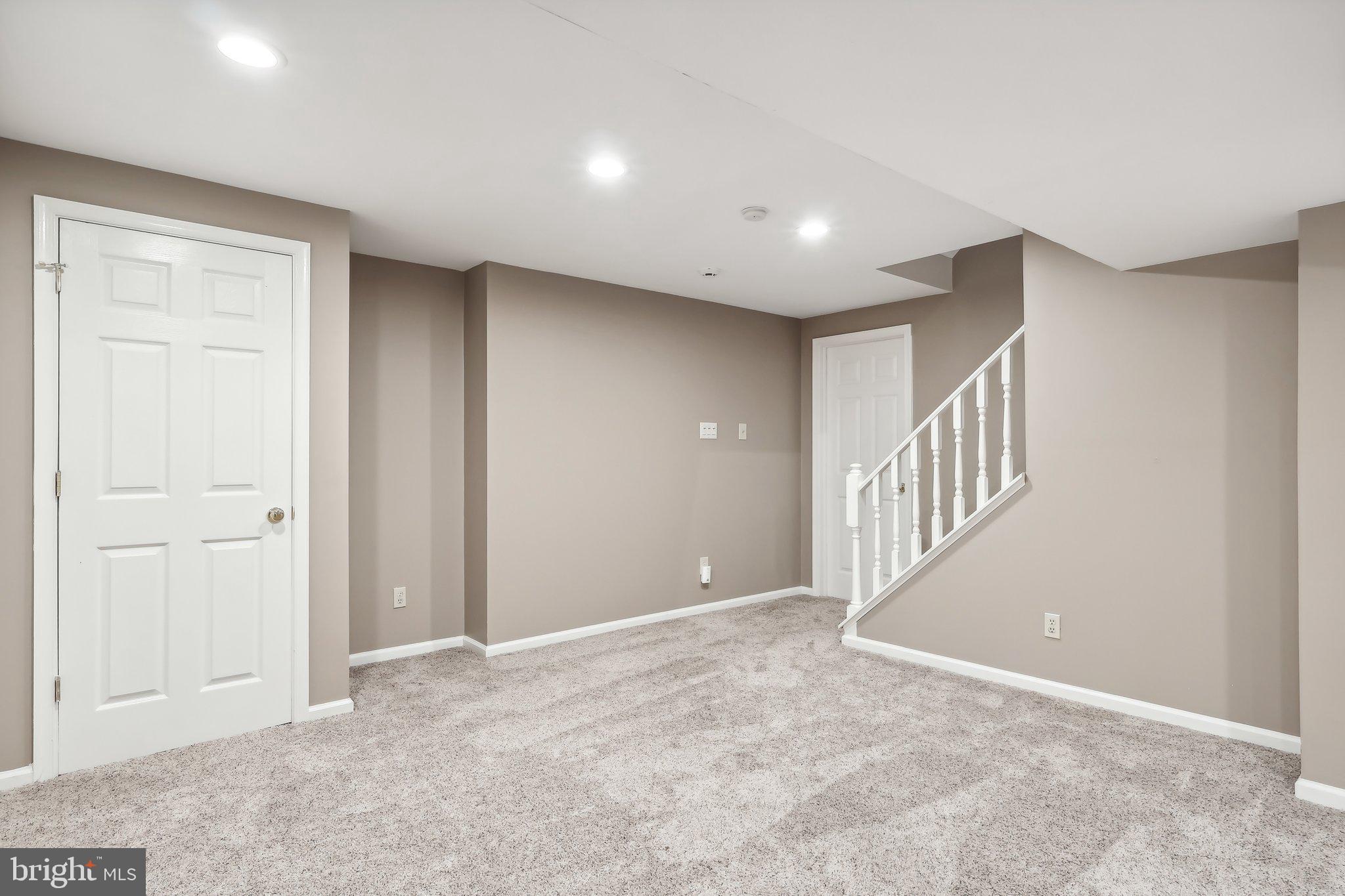 FAIRFIELD AT FARMV - Residential