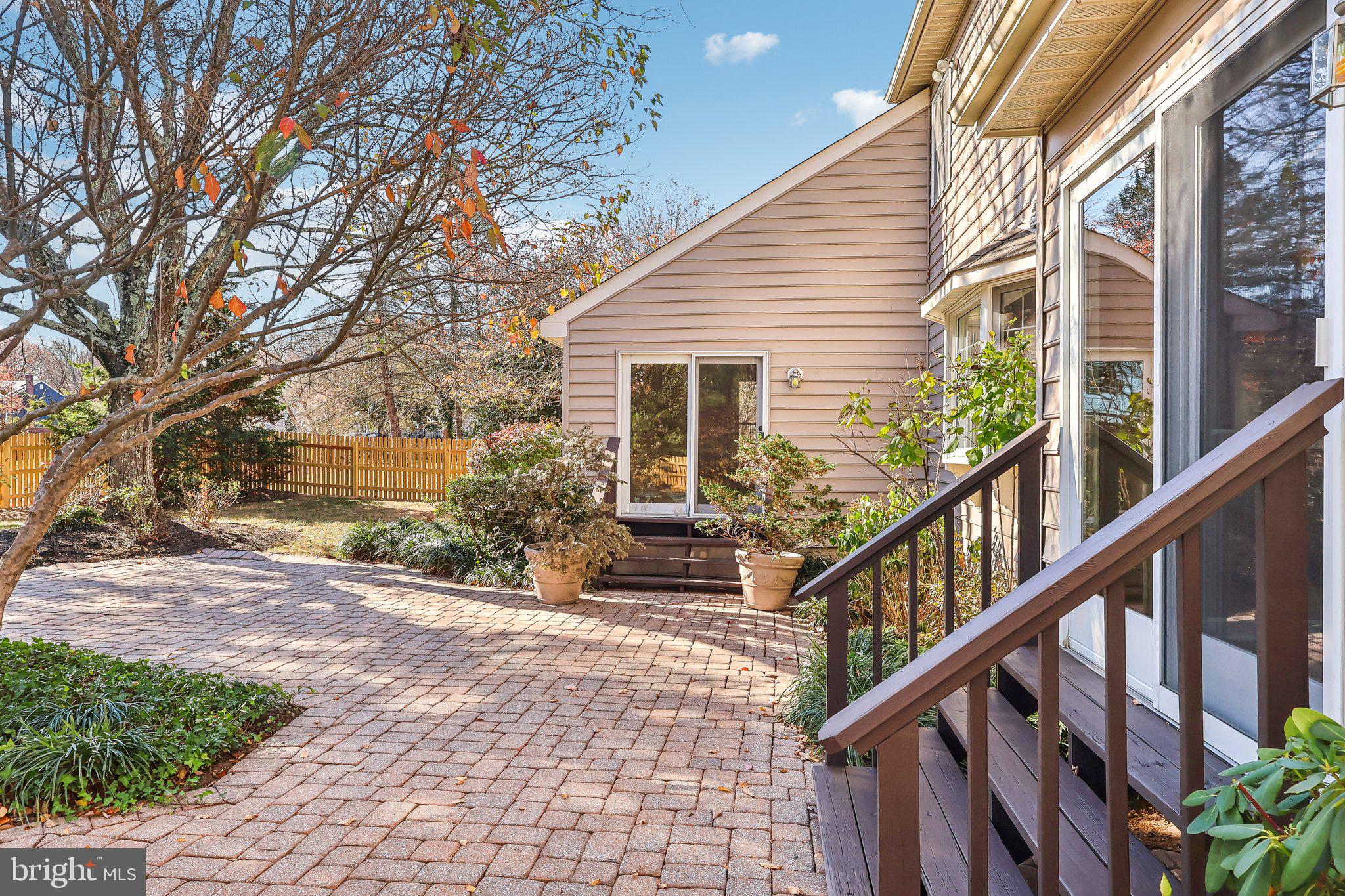 FAIRFIELD AT FARMV - Residential