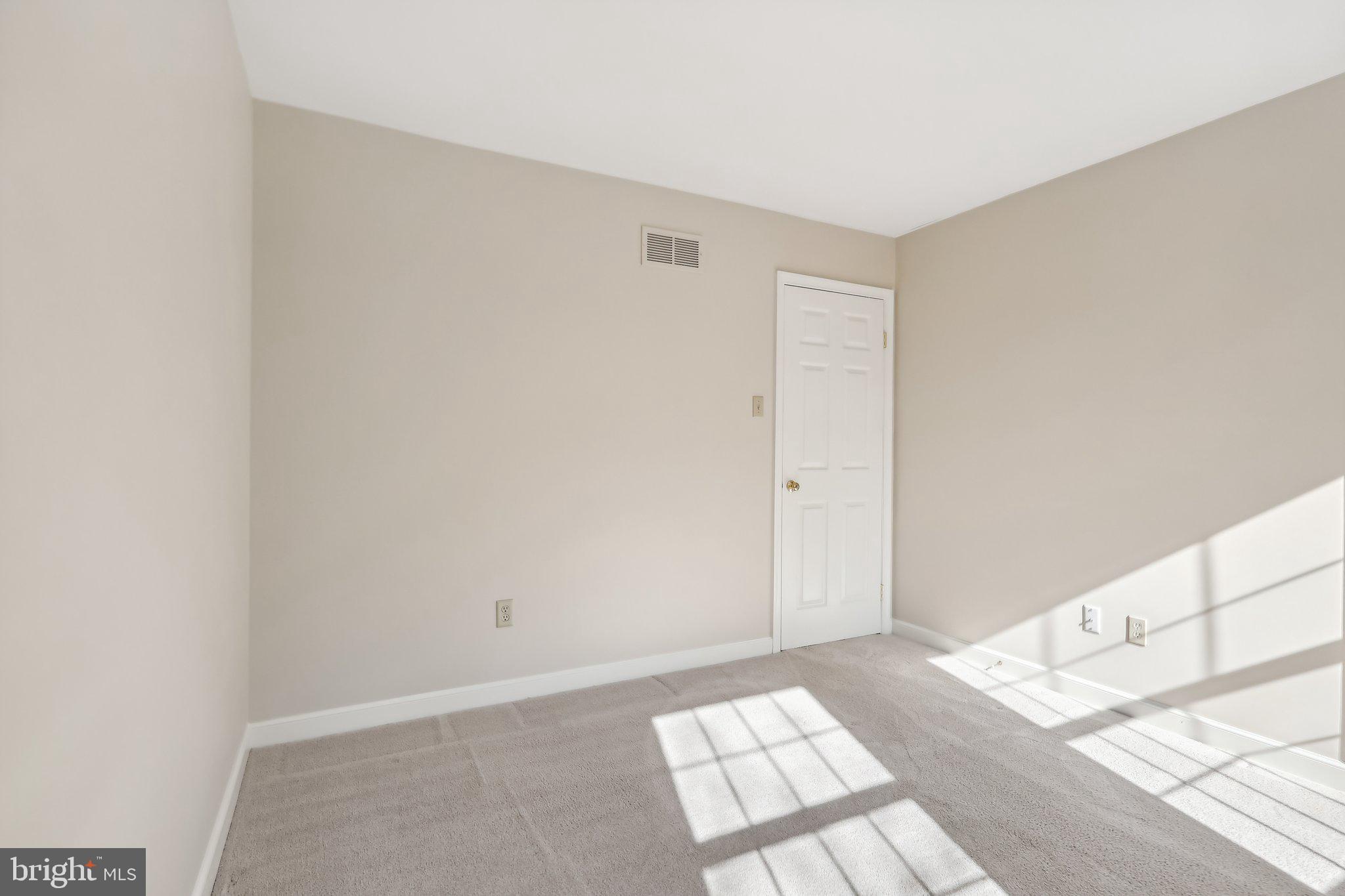 FAIRFIELD AT FARMV - Residential