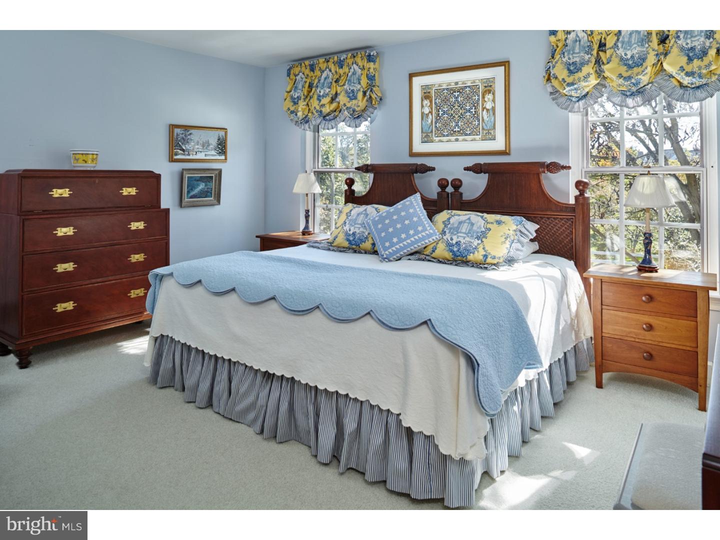 RADNOR HUNT - Residential