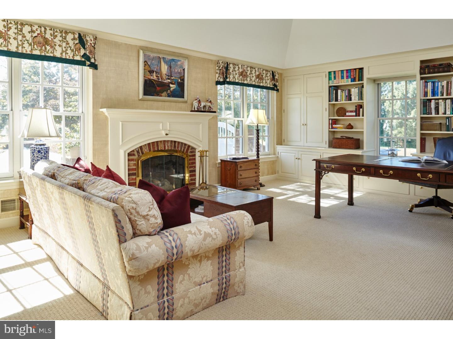 RADNOR HUNT - Residential