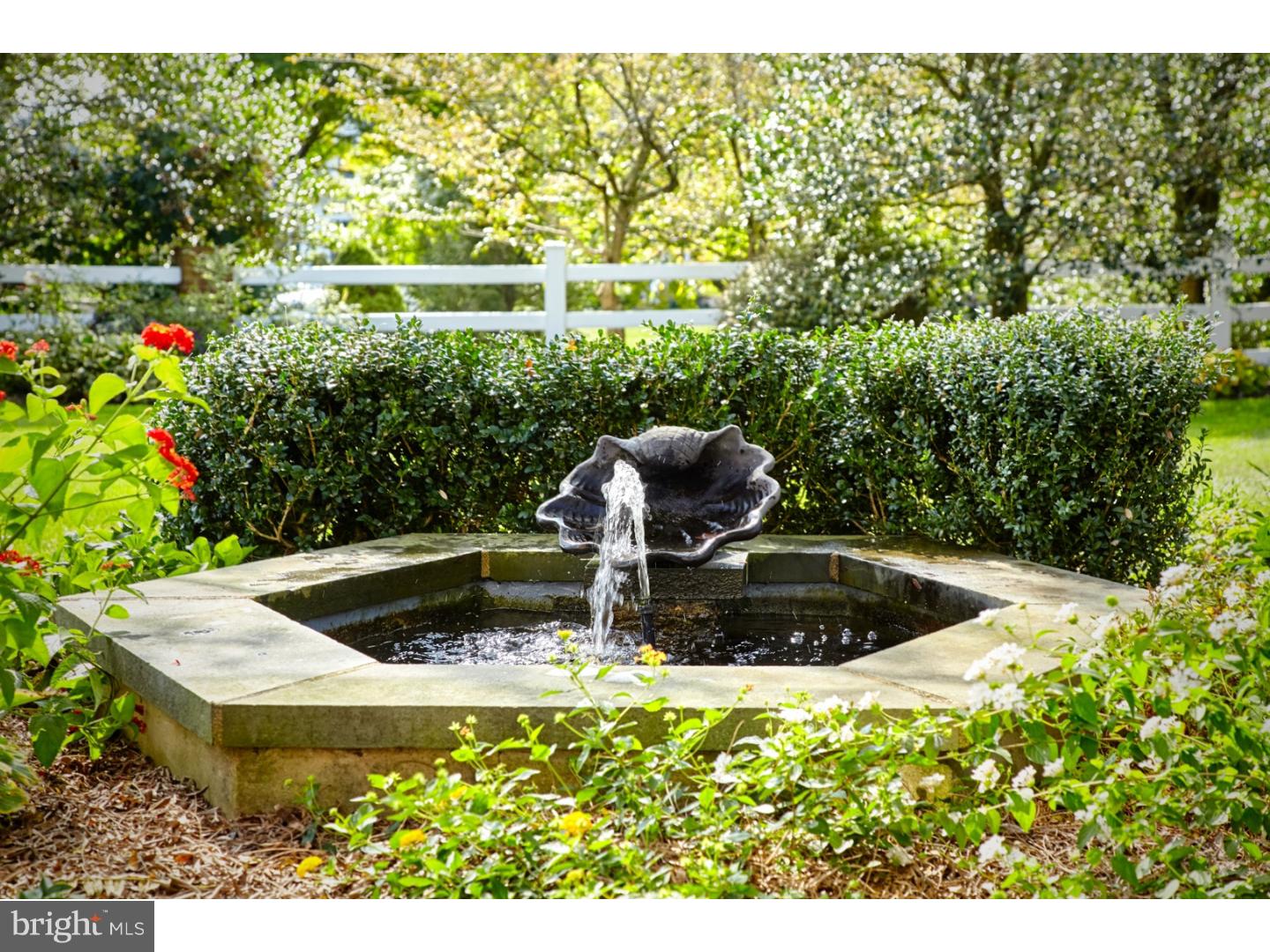 RADNOR HUNT - Residential