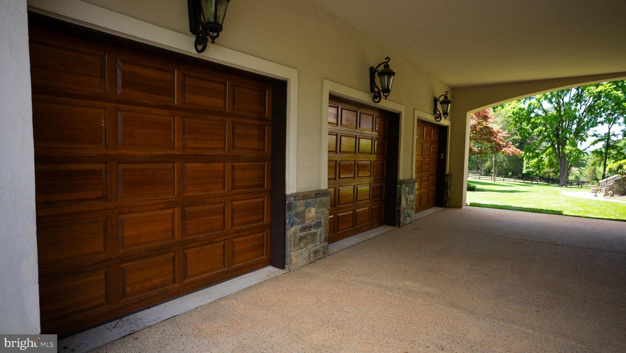 GLEN MILL KNOLLS - Residential