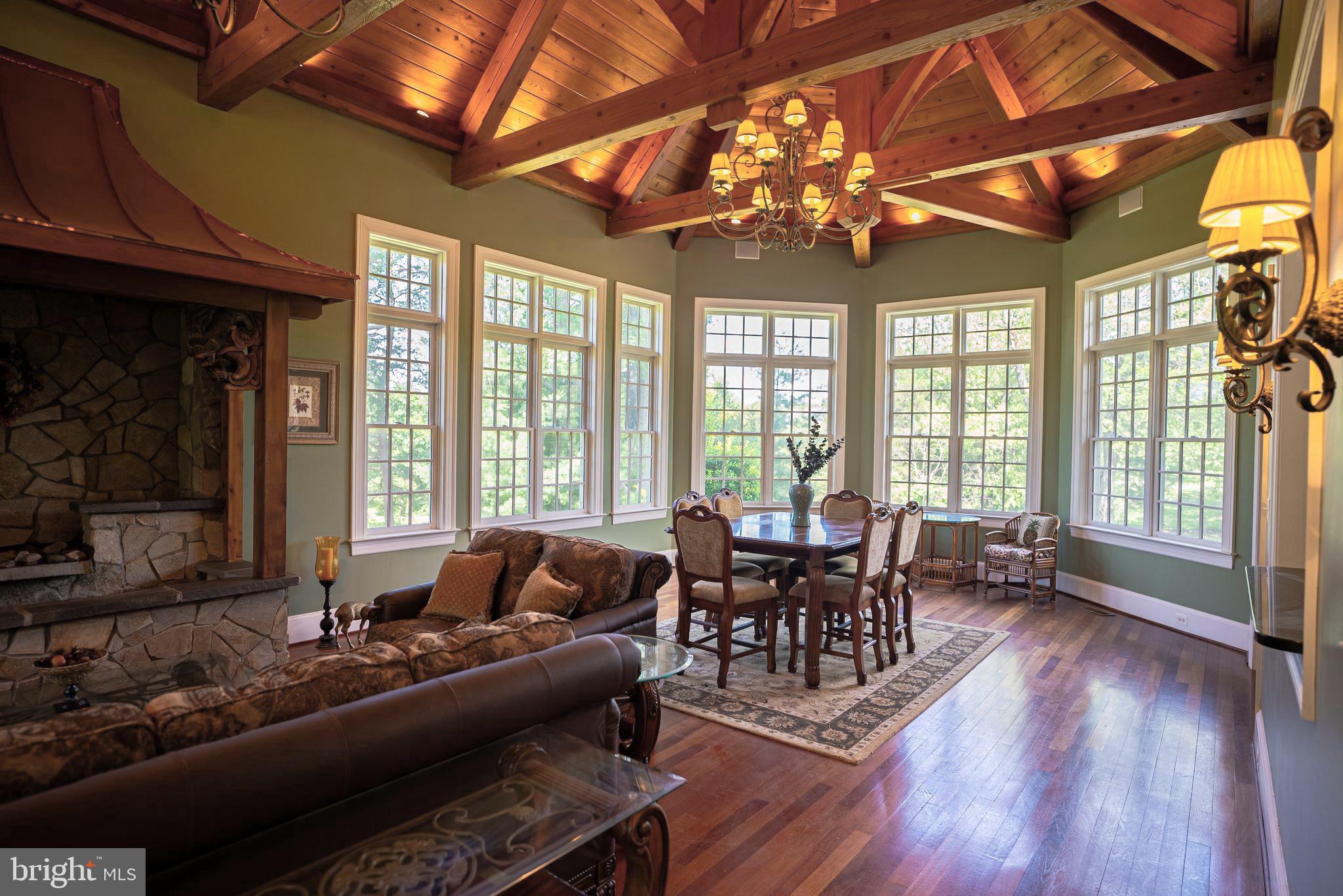 GLEN MILL KNOLLS - Residential